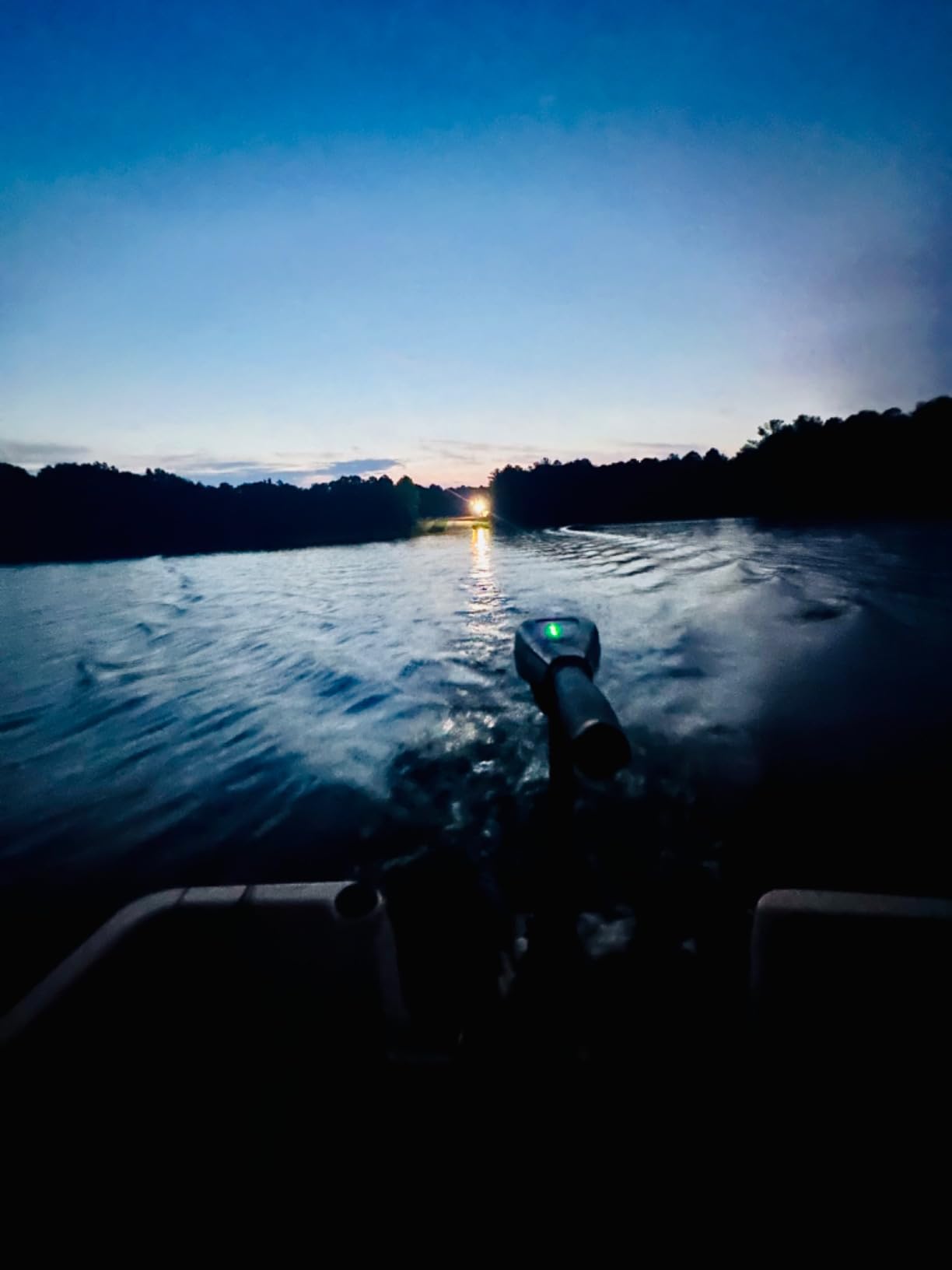 Newport NV-Series Thrust Saltwater Transom Mounted Trolling Electric Trolling Motor w/LED Battery Indicator customer photo 1