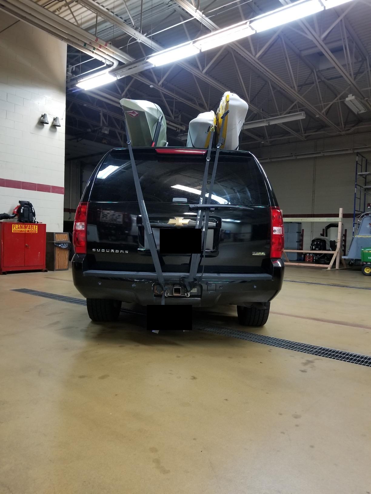 Yakima JayLow J-Cradle Rooftop Kayak Mount for 1 or 2 Kayaks - Car Roof Rack Carrier for Round, Square, Factory or Aerodynamic Crossbars, Holds 1 Boat Up to 80 Pounds or 2 Boats Up to 110 Pounds Total customer photo 2