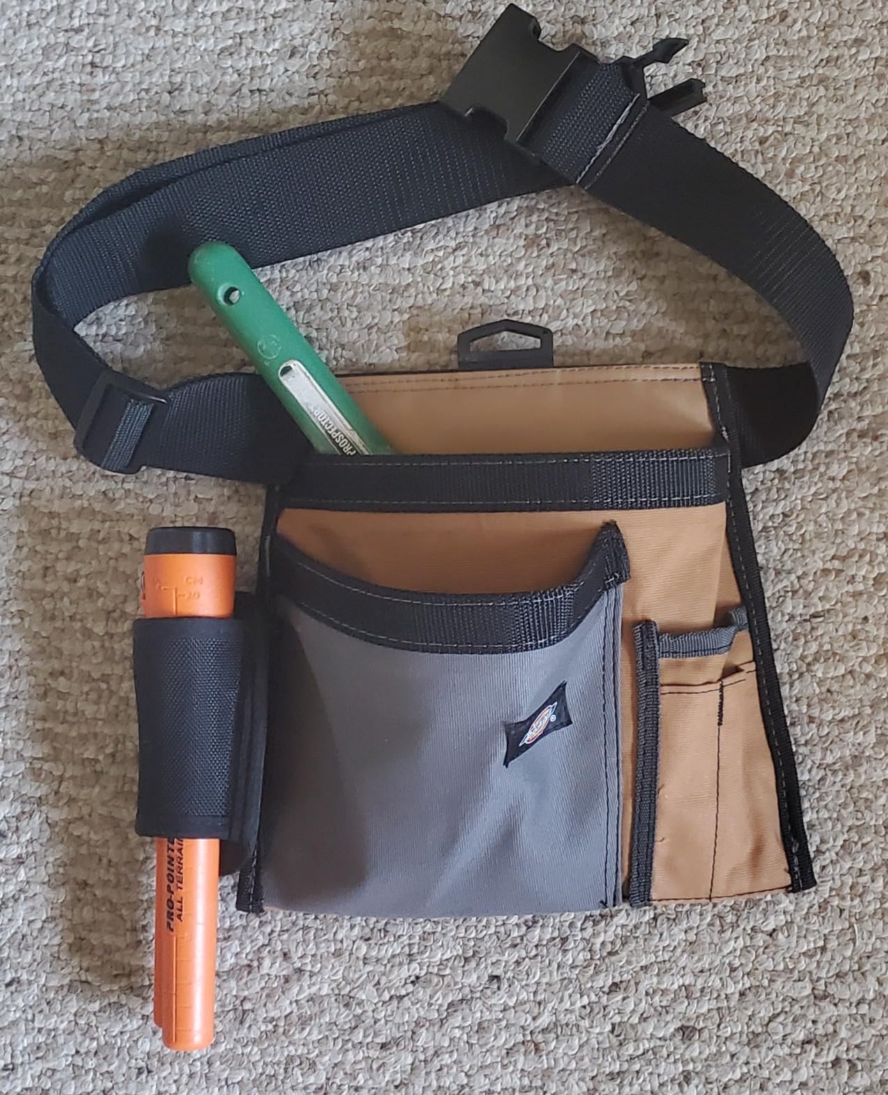 Dickies 5-Pocket Single Side Tool Belt Pouch/Work Apron, Durable Canvas Construction, Adjustable Belt for Custom Fit customer photo 2