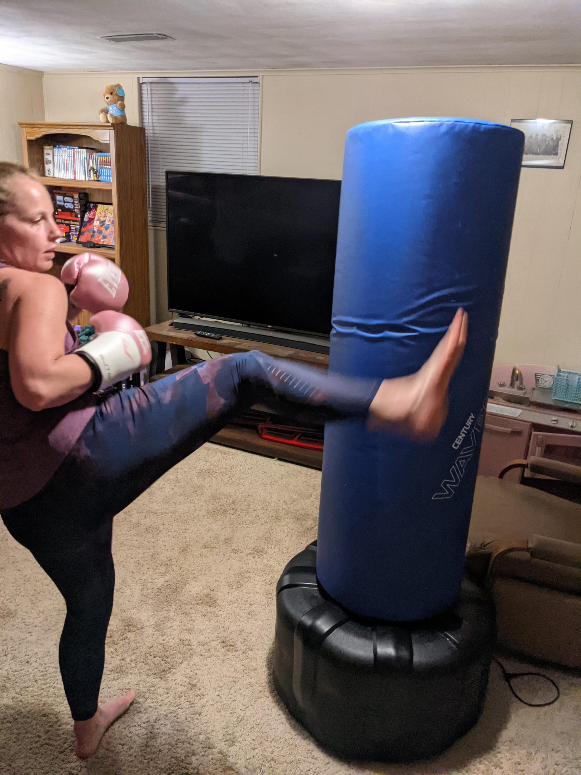 Century Wavemaster XXL | Freestanding Punching Bag with Base | Heavy Bag Boxing Martial Arts Kickboxing Bag customer photo 1