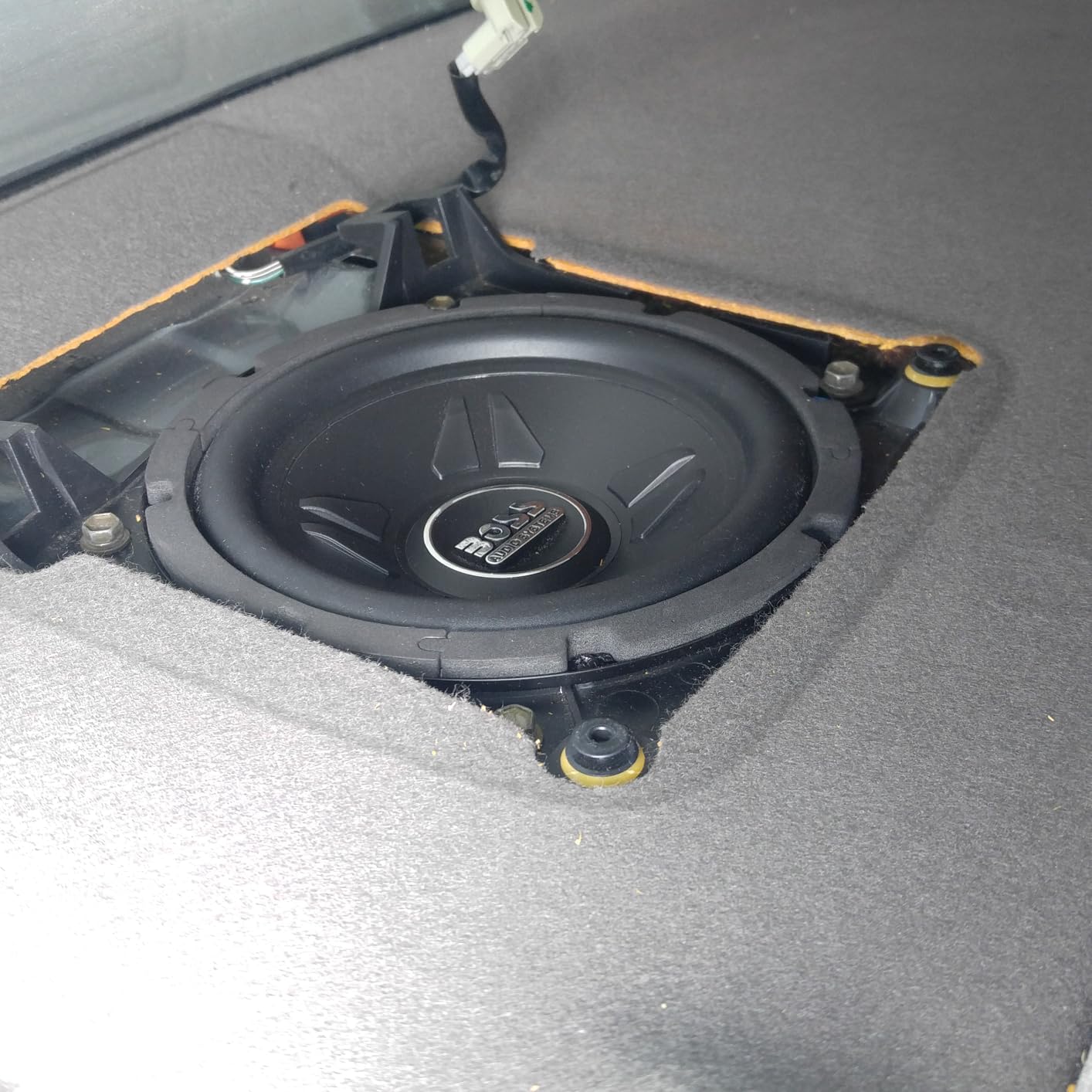 BOSS Audio Systems CXX8 8 Inch Car Subwoofer - 600 Watts Maximum Power, Single 4 Ohm Voice Coil, Easy Mounting, Sold Individually customer photo 1