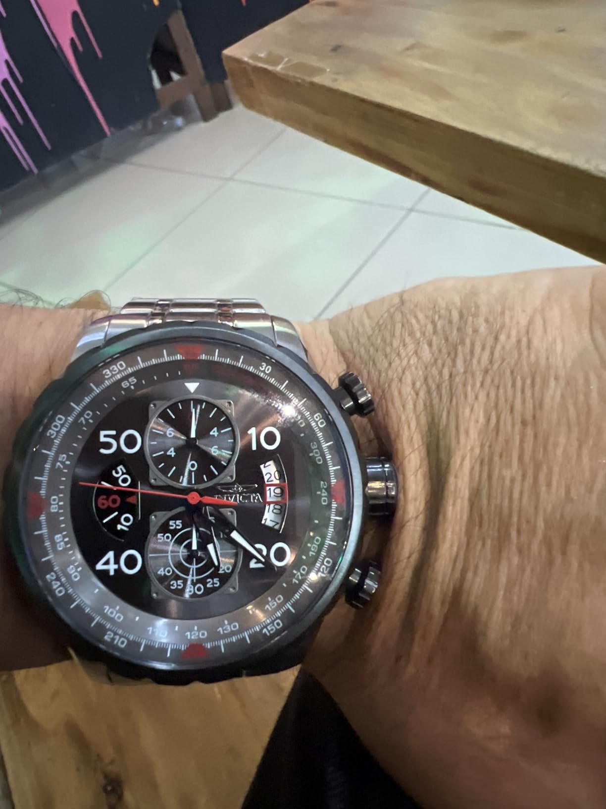 Invicta Men's Aviator Analog Display Japanese Quartz Silver Watch, Gold, Black (Model: 12704, 28898, 28899) customer photo 2