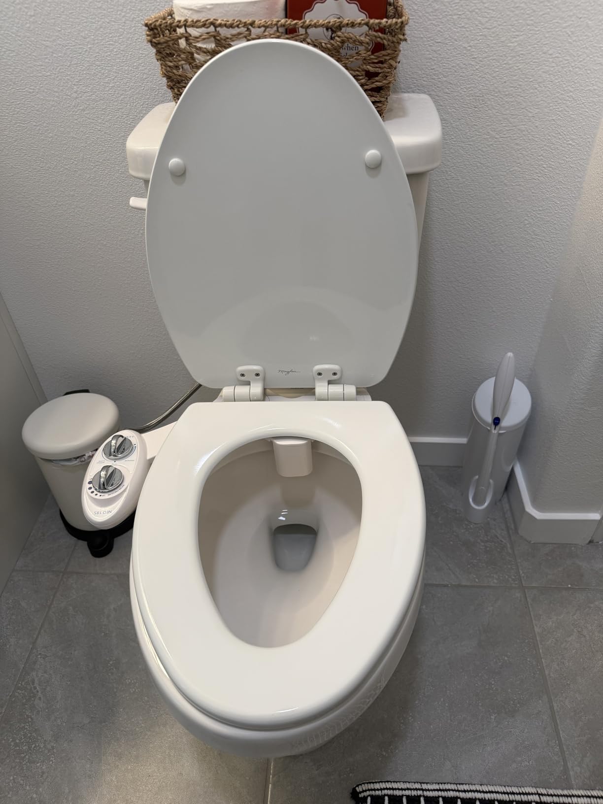 LUXE Bidet NEO 185 - Dual Nozzle, Self-Cleaning, Non-Electric Bidet Attachment for Toilet Seat, Adjustable Water Pressure, Rear & Feminine Wash (White) customer photo 1