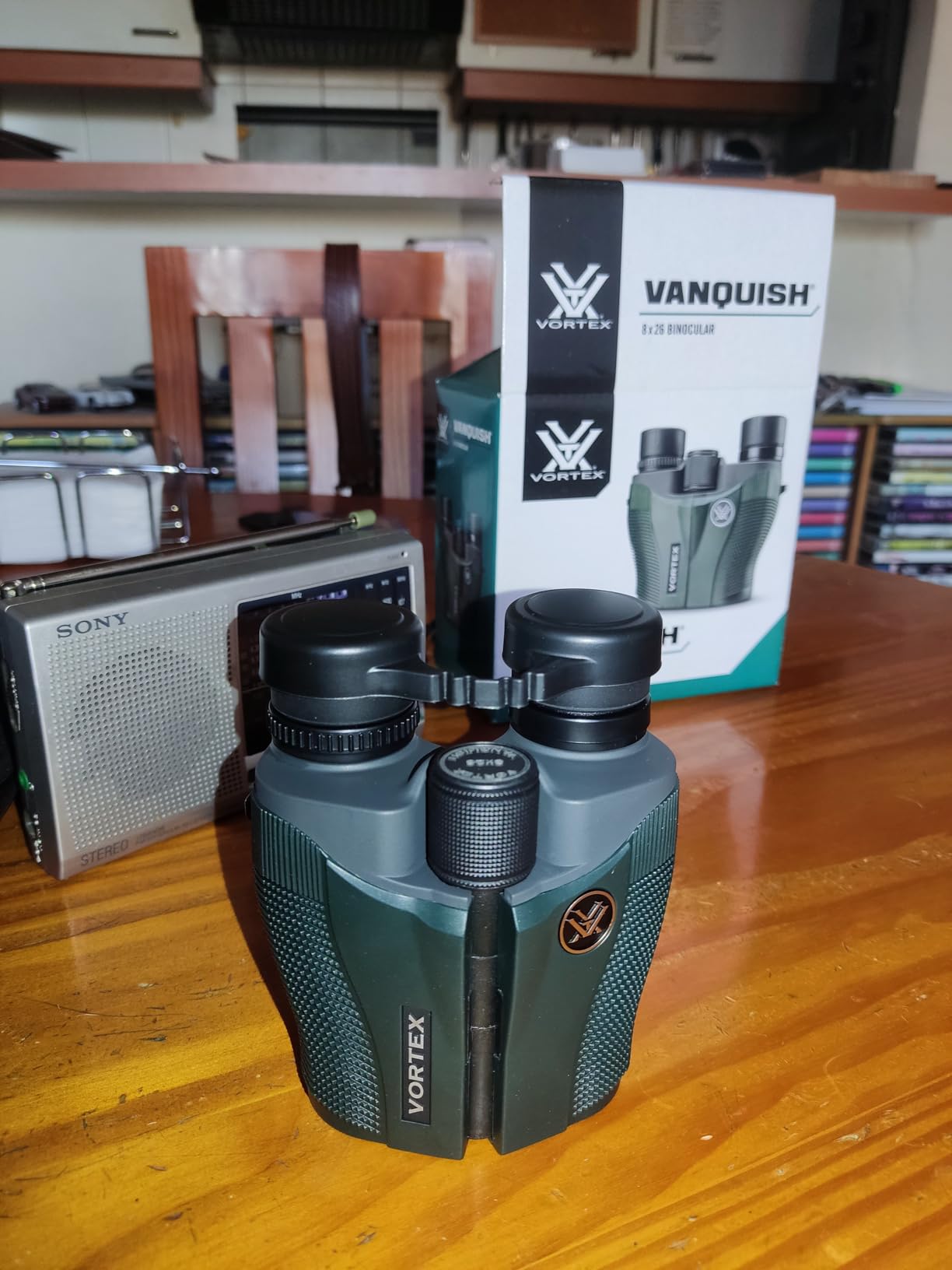 Vortex Optics Vanquish Reverse Porro Prism Binoculars - Compact, Rubber Armor, Waterproof, Fogproof, Shockproof customer photo 2