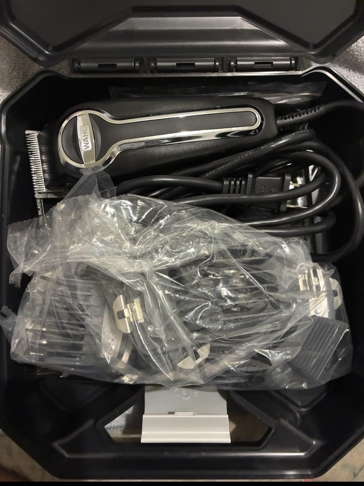 Wahl USA Elite Pro High-Performance Corded Home Haircut & Grooming Kit for Men - Electric Hair Clipper - Model 79602M customer photo 2