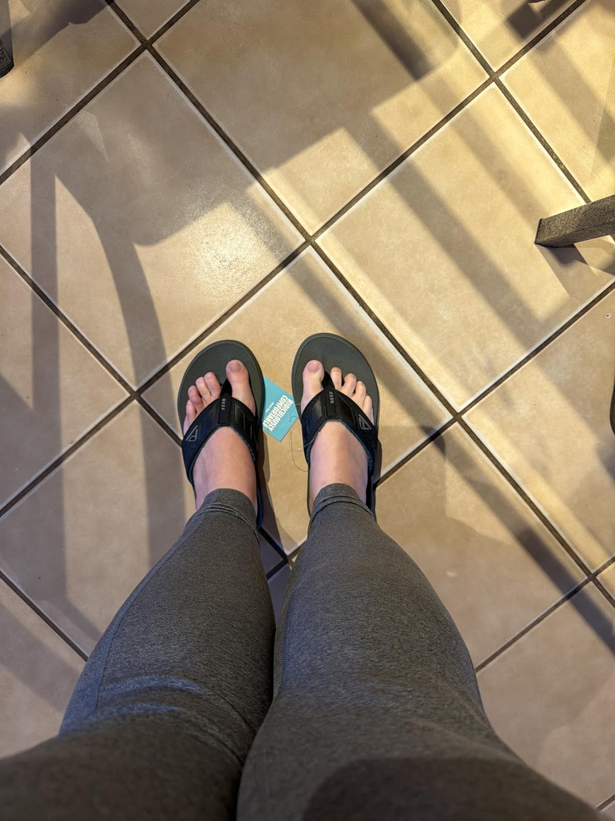 REEF Men's Phantoms Flip Flops customer photo 2