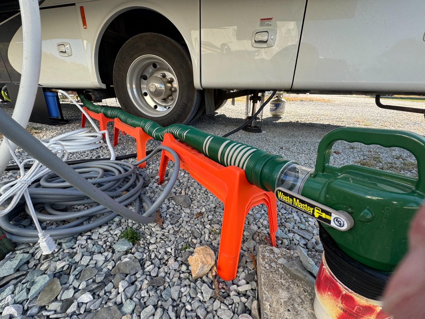 Lippert 359724 Waste Master 20' Extended RV Sewer Hose Management System, Green customer photo 2