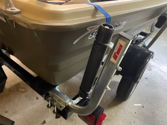 Extreme Max 3005.3822 Heavy-Duty Roller Guide-On System customer photo 1