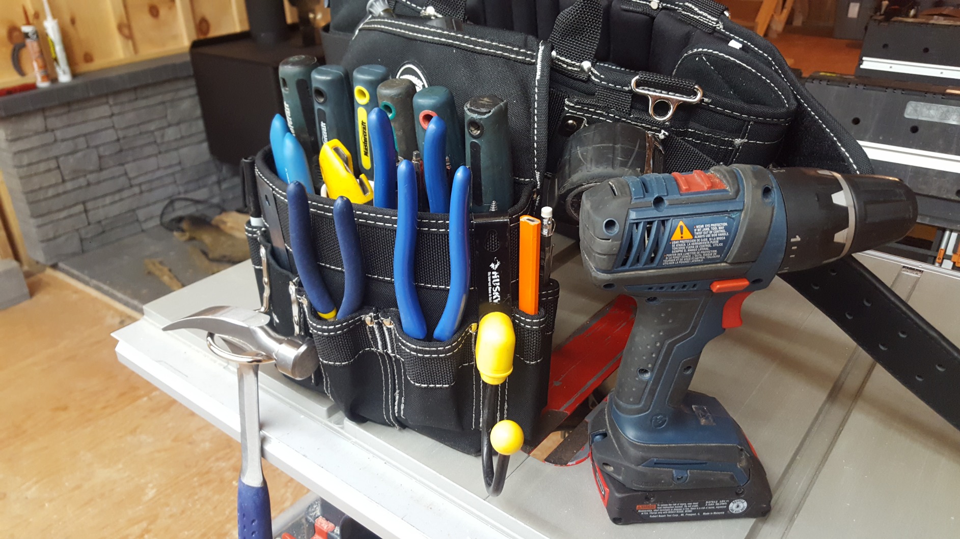 Gatorback B240 Electrician's Combo With Pro-Comfort Back Support Belt. Heavy Duty Work Belt (Medium 31-35 Inches) customer photo 2