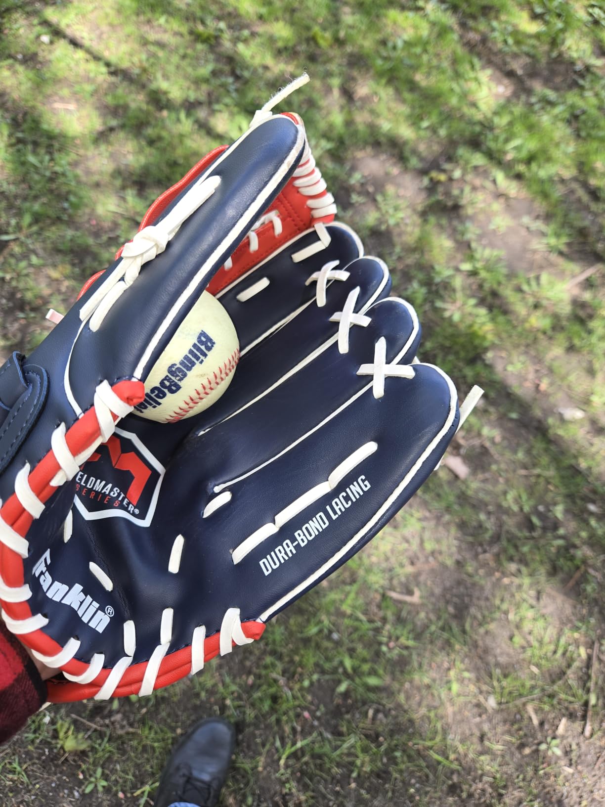 Franklin Sports Field Master Baseball + Softball Glove - Field Master Adult + Youth Baseball + Softball Mitt - Men's + Women's Gloves - Right Hand Throw customer photo 1