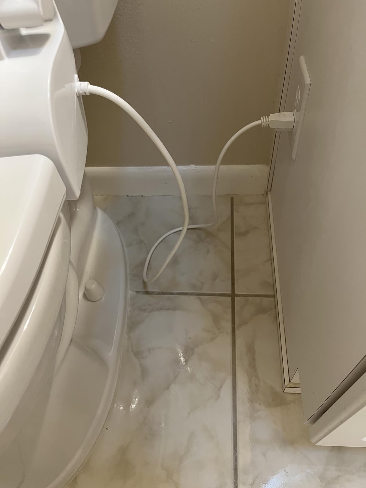ALPHA BIDET JX2 Elongated Bidet Toilet Seat, White, Endless Warm Water, *NEW* Bowl Mist, LED Light, Quiet Operation, Wireless Remote, Stainless Steel Nozzle, Sittable Lid, 3 Year Warranty customer photo 2