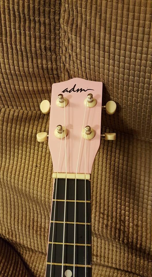 ADM Ukulele for Beginners Hawaiian Wood Ukelele Kit for Kids Adult Student Starter Professional Ukalelee Pack Bundle with Free Lessons Gig Bag Strap Nylon String Tuner (Brown, 21 Inch) customer photo 2