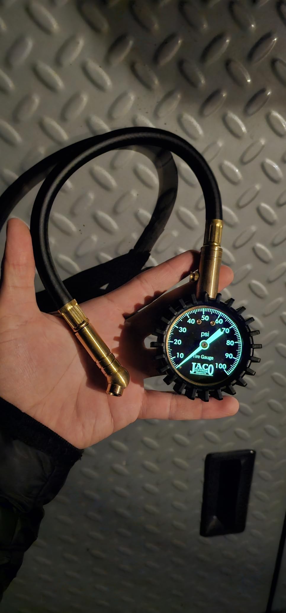 JACO ElitePro Tire Pressure Gauge - 100 PSI (Analog Dial) customer photo 1