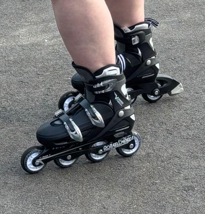 Roller Derby V-Tech 500 Adjustable Performance Inline Skates for Men, Women, Kids, Teens customer photo 1