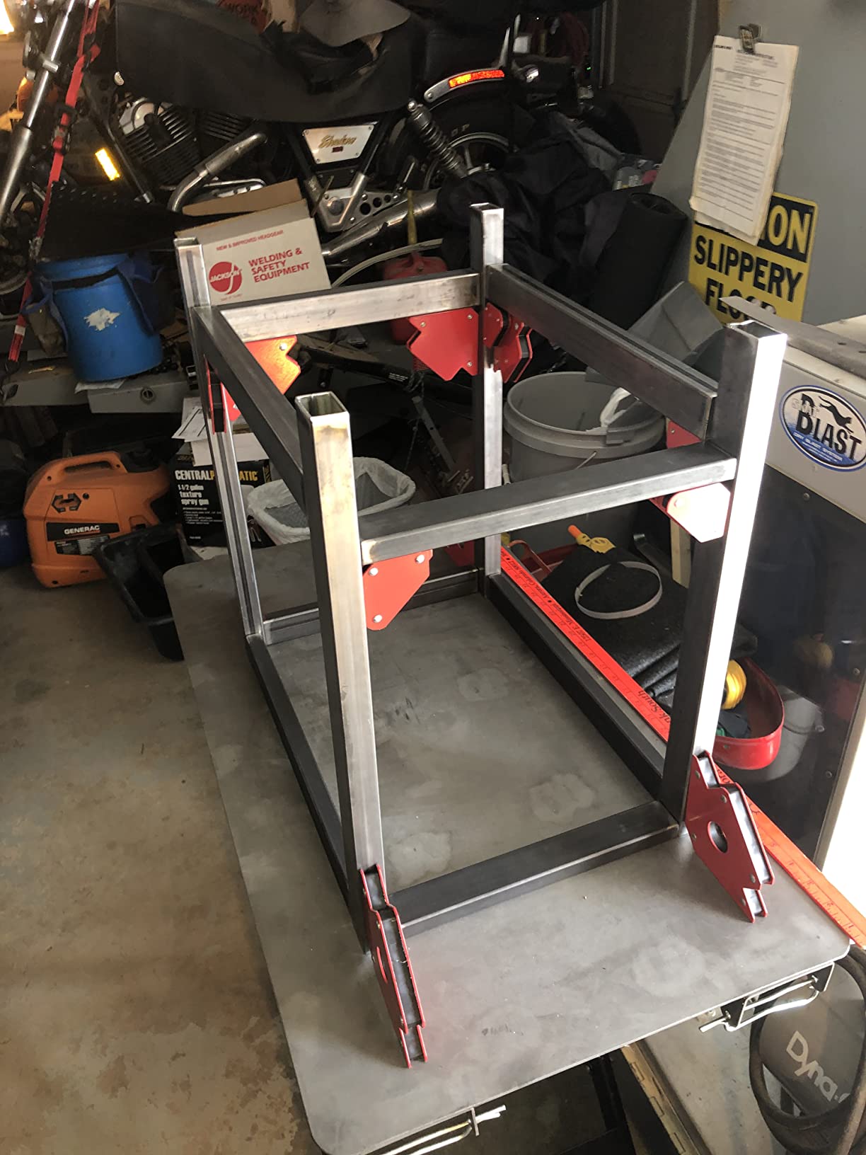Hobart Portable Folding Welding Table- 35inL x 19.5inW x 34inH Steel customer photo 2