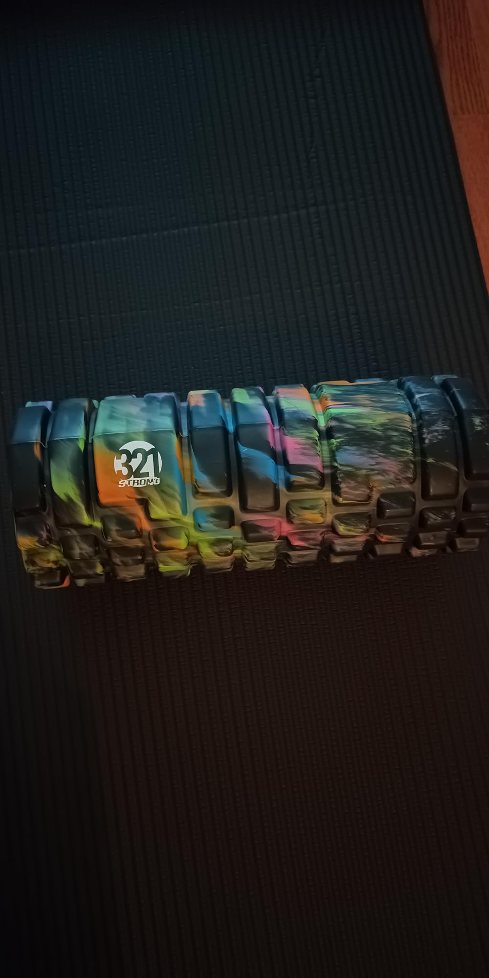 321 Strong Foam Roller - Medium Density Deep Tissue Massager for Muscle Massage and Myofascial Trigger Point Release, with 4K eBook customer photo 1