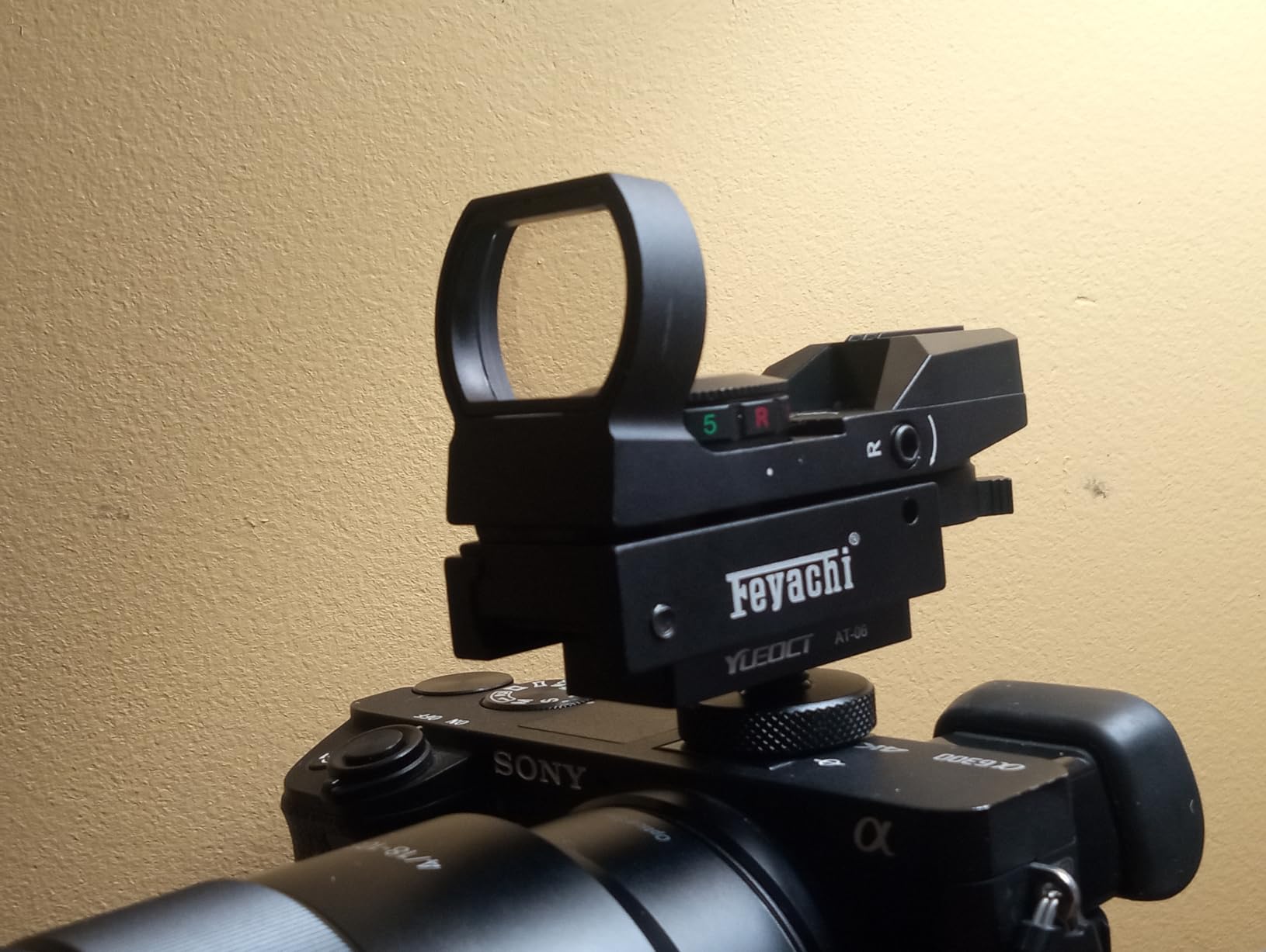 Feyachi Reflex Sight - Adjustable Reticle (4 Styles) Both Red and Green in one Sight customer photo 1