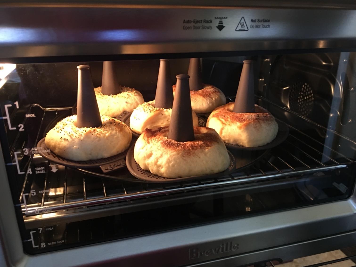 Lekue Bagel Maker with 6 Individual Bagel Molds, Brown customer photo 1