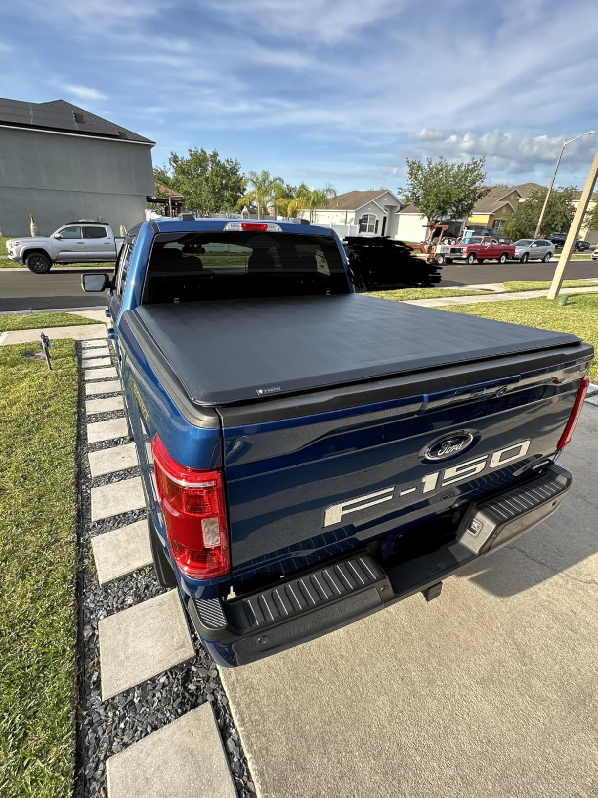 Tyger Auto T1 Soft Roll-up Truck Bed Tonneau Cover - 2015-2026 Ford F-150 6ft5in Bed customer photo 1