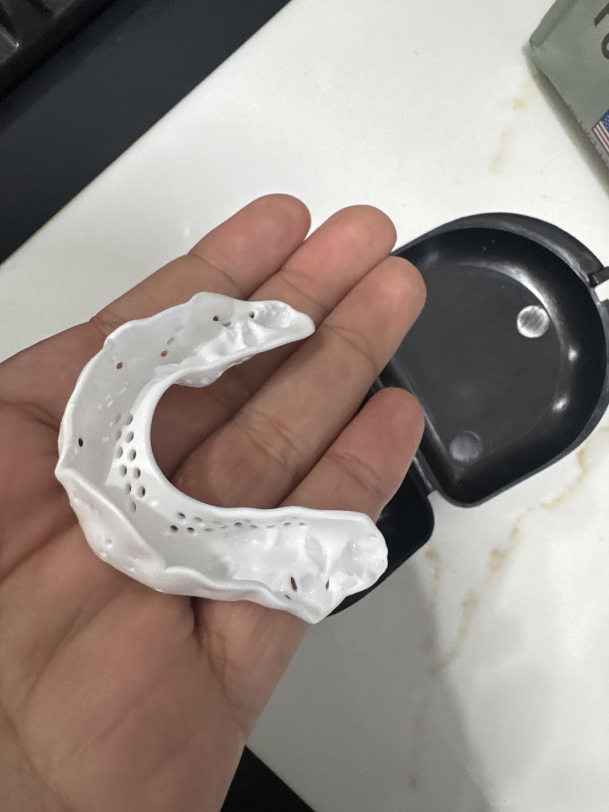 SISU Aero Medium Mouthguard, Snow White - 30% Stronger Protection for Lacrosse, Football, Hockey, Roller Derby, Team Sports - Remoldable Up to 20 Times - Ultra Slim - Works for Braces - Non Toxic customer photo 1