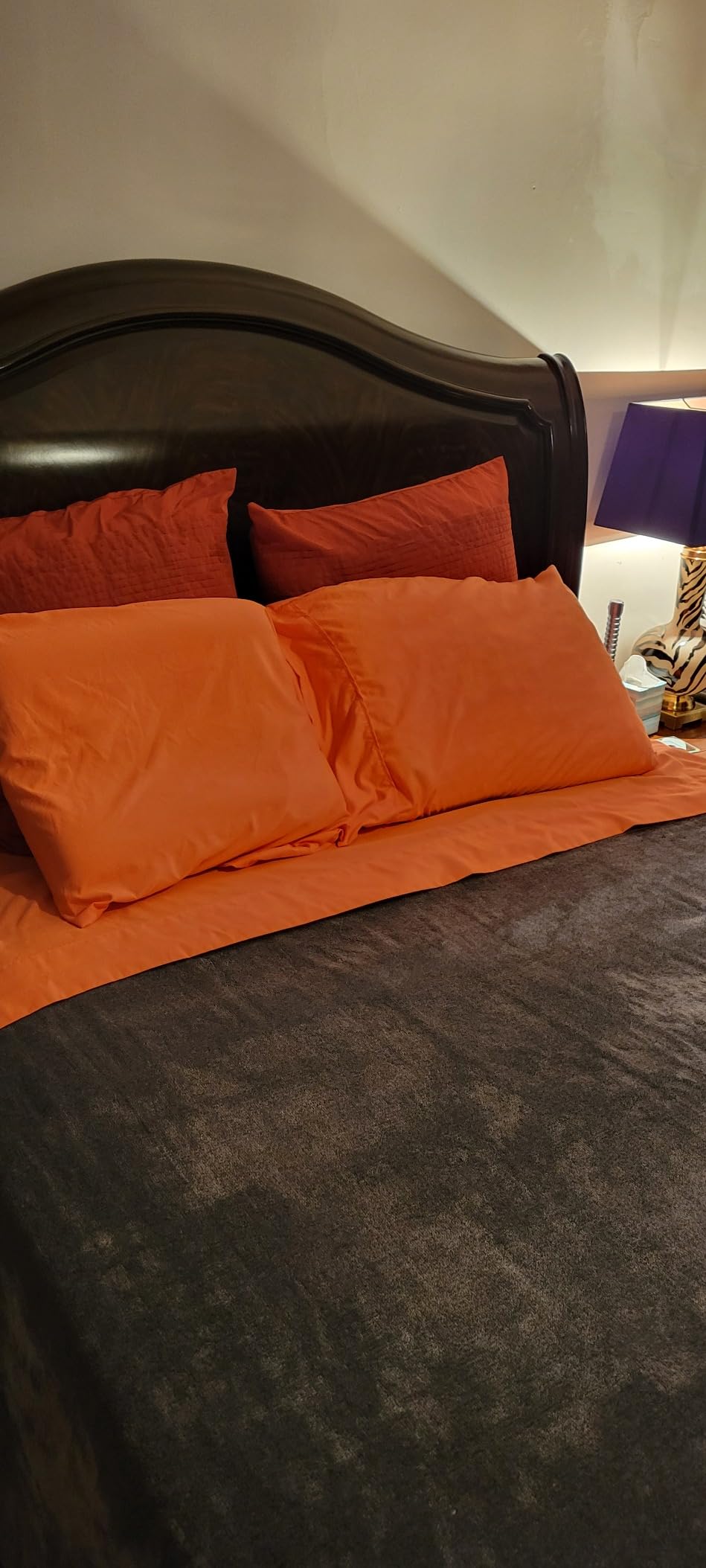 PeachSkinSheets Cooling Bed Sheets for Hot Sleepers - Ultra-Soft Breathable Peachskin Performance Fabric, Moisture-Wicking, Deep Pocket Sheet Set, Oeko-TEX (King Size, Brushed Silver) customer photo 2
