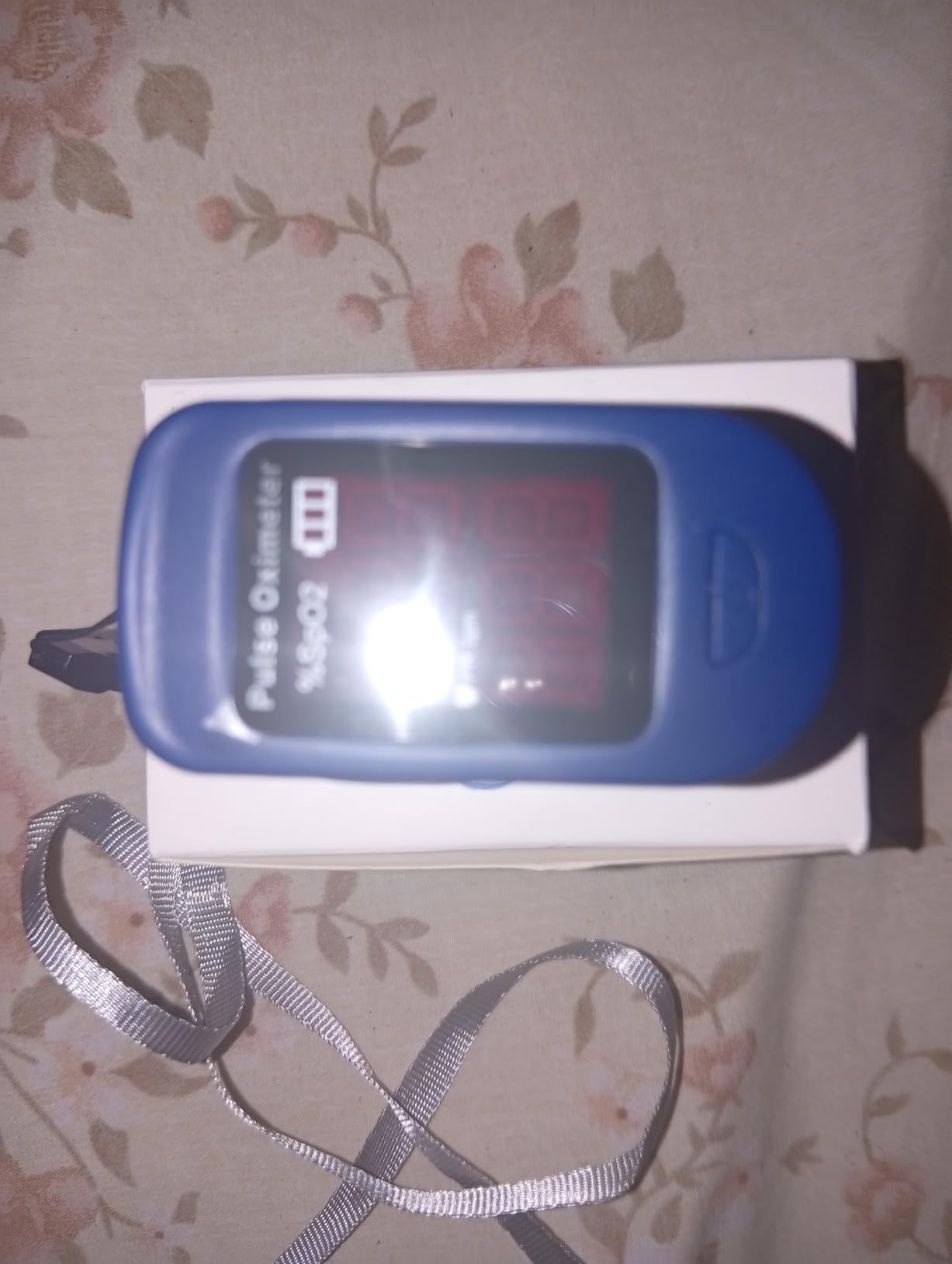 Zacurate 500BL Fingertip Pulse Oximeter Blood Oxygen Saturation Monitor with Batteries Included (Navy Blue) customer photo 2