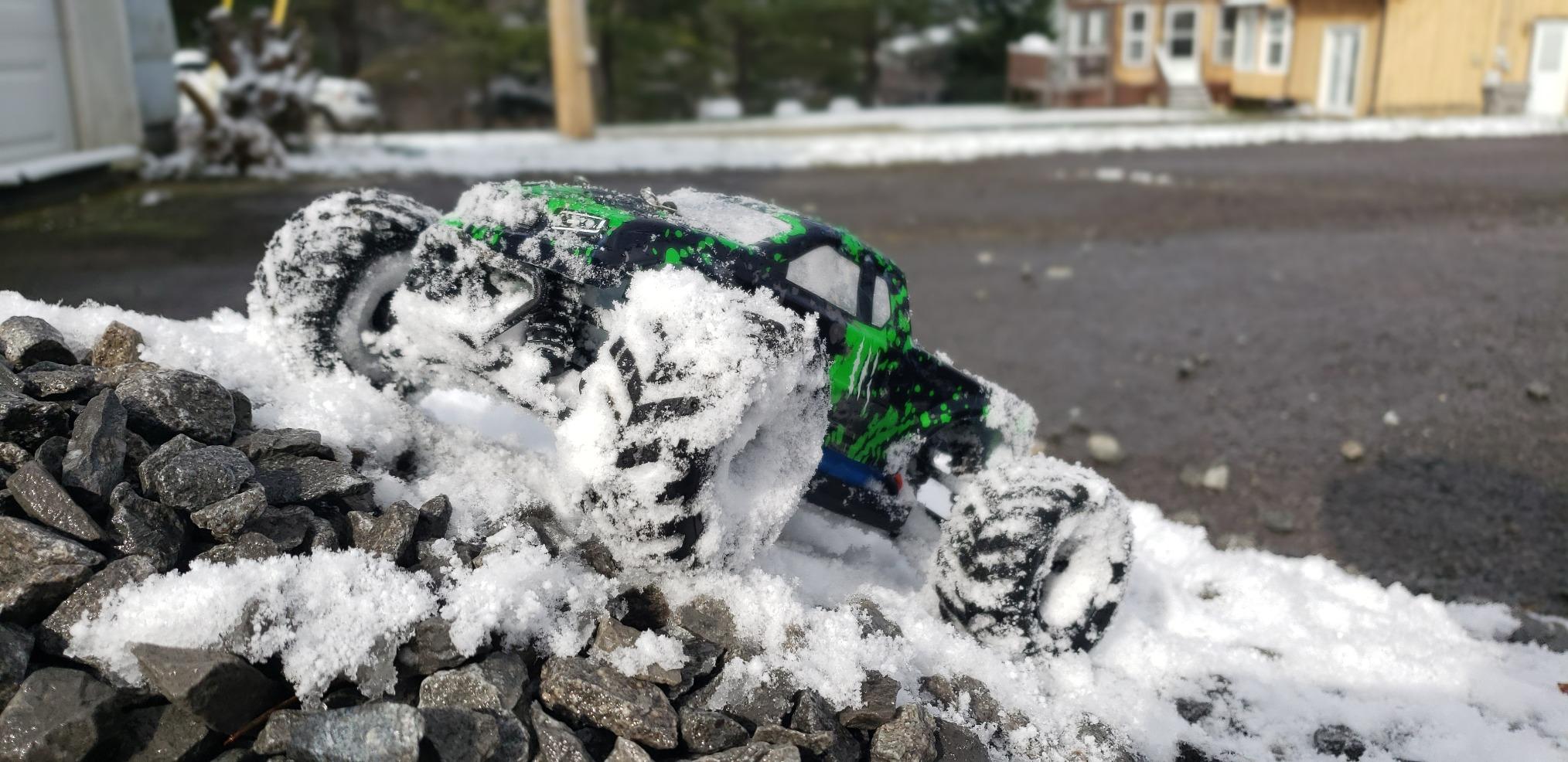 HAIBOXING 1:18 Scale All Terrain RC Car 18859, 36 KPH High Speed 4WD Electric Vehicle with 2.4 GHz Remote Control, 4X4 Waterproof Off-Road Truck with Two Rechargeable Batteries customer photo 2