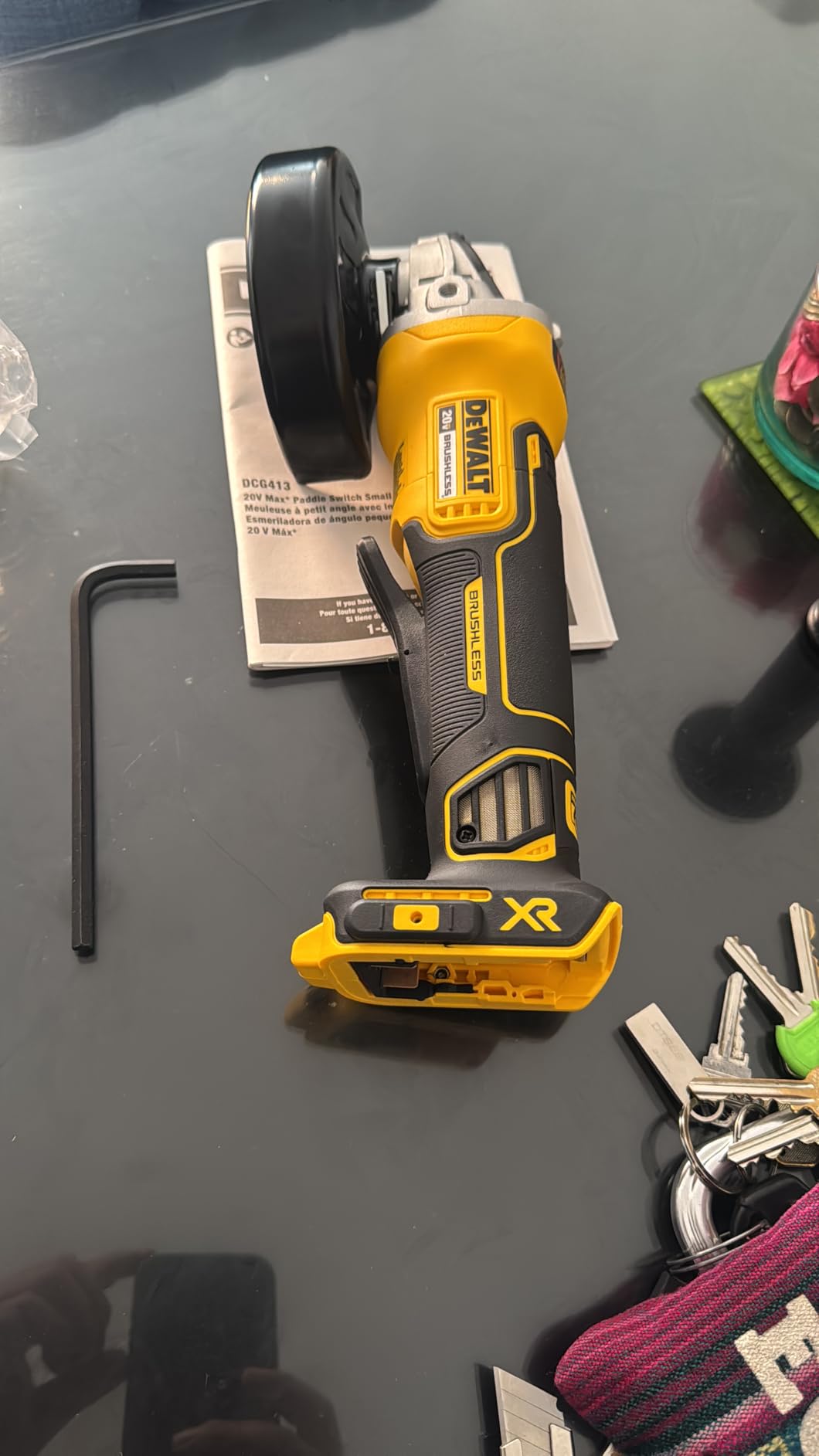 DeWalt 20V MAX* Angle Grinder Tool Cordless Brushless, 4 1/2 Inch, with Paddle Switch and Kickback Brake, Tool Only (DCG413B) customer photo 1