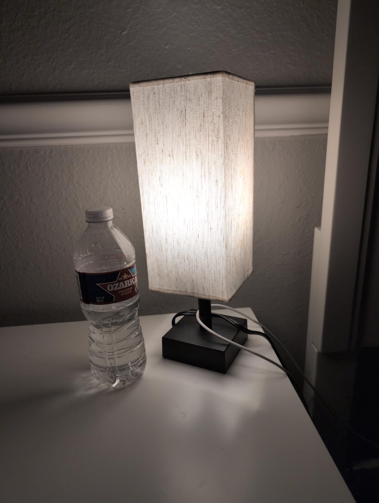 aooshine Small Table Lamp for Bedroom - Bedside Lamps for Nightstand, Minimalist Night Stand Light Lamp with Square Fabric Shade, Desk Reading Lamp for Kids Room Living Room Office Dorm customer photo 2