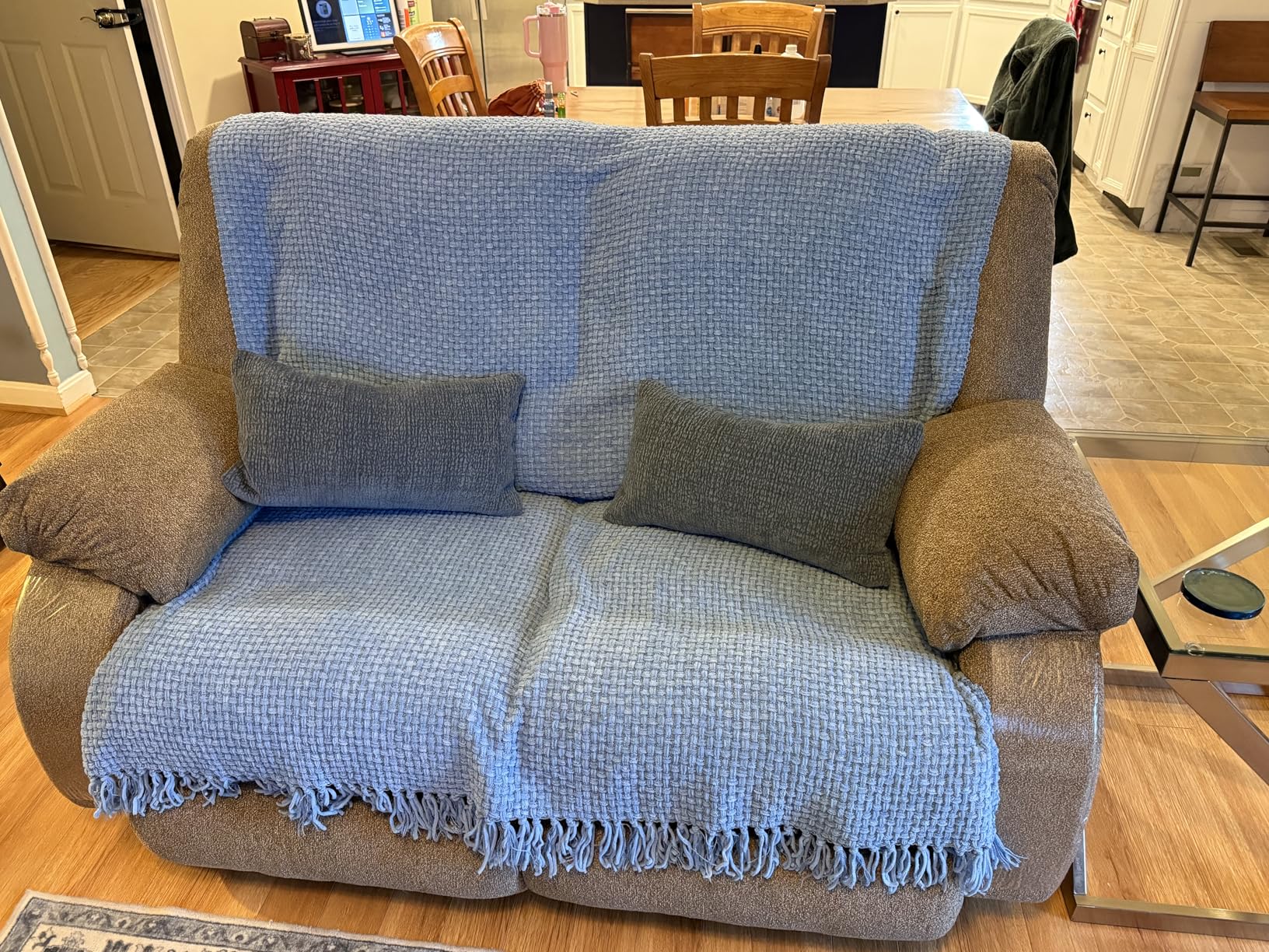 Signature Design by Ashley Tulen Contemporary Rocker Recliner, Gentle Rocking Motion, Pull Tab Reclining, Fabric Upholstery, 39 W x 40 D x 40 H, Dark Gray customer photo 1