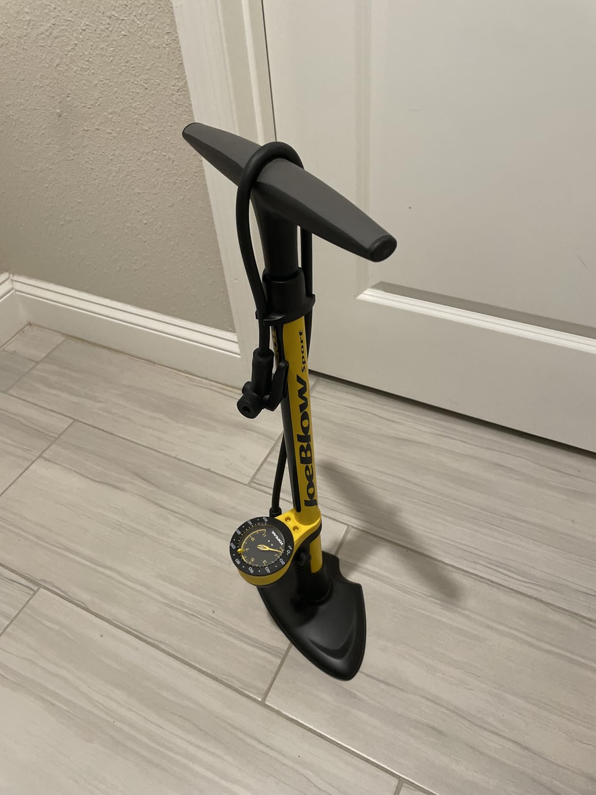 Topeak JoeBlow Sport III High-Pressure Bike Floor Pump - 160 PSI, Durable Steel Barrel, 3