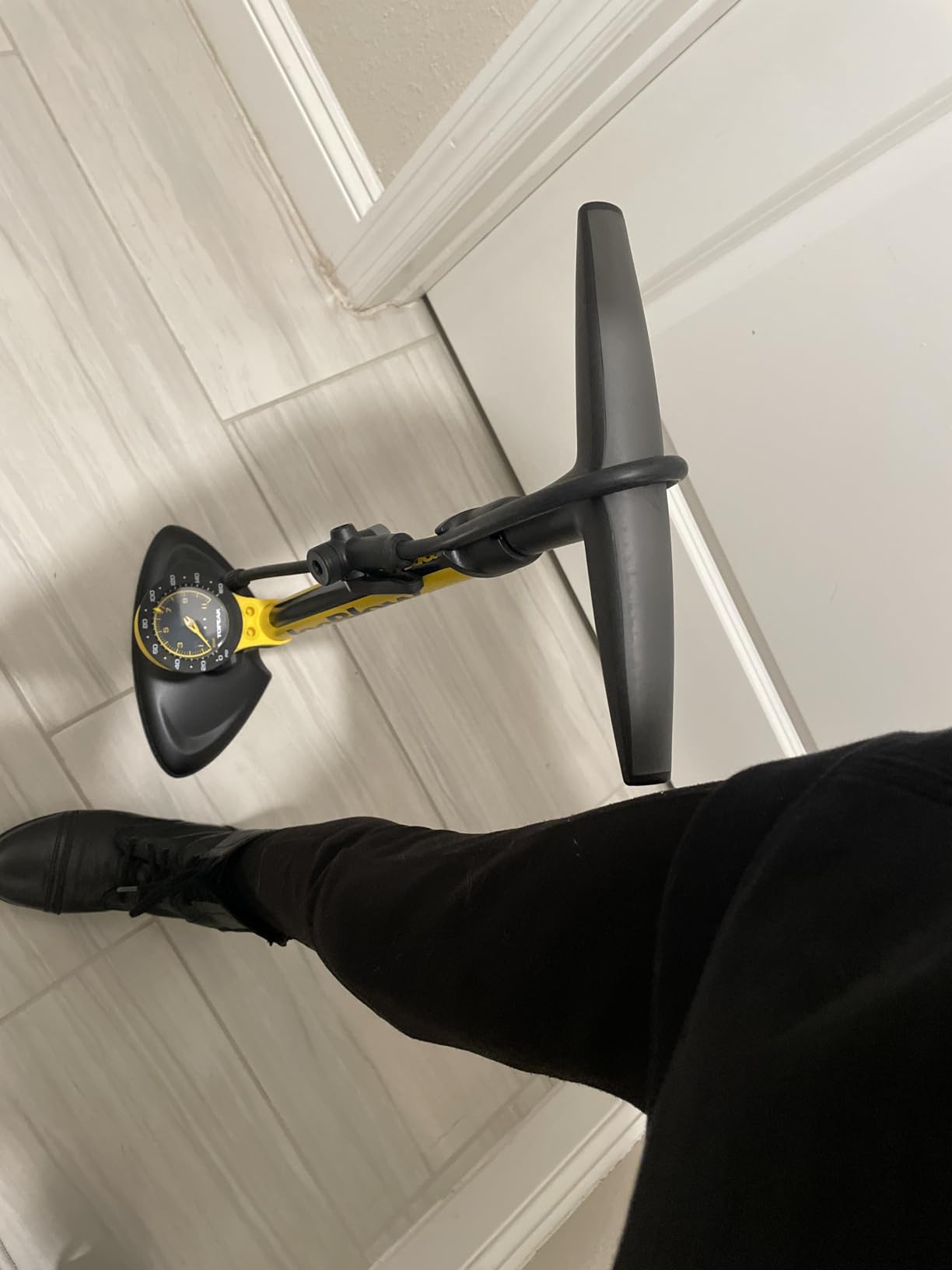 Topeak JoeBlow Sport III High-Pressure Bike Floor Pump - 160 PSI, Durable Steel Barrel, 3