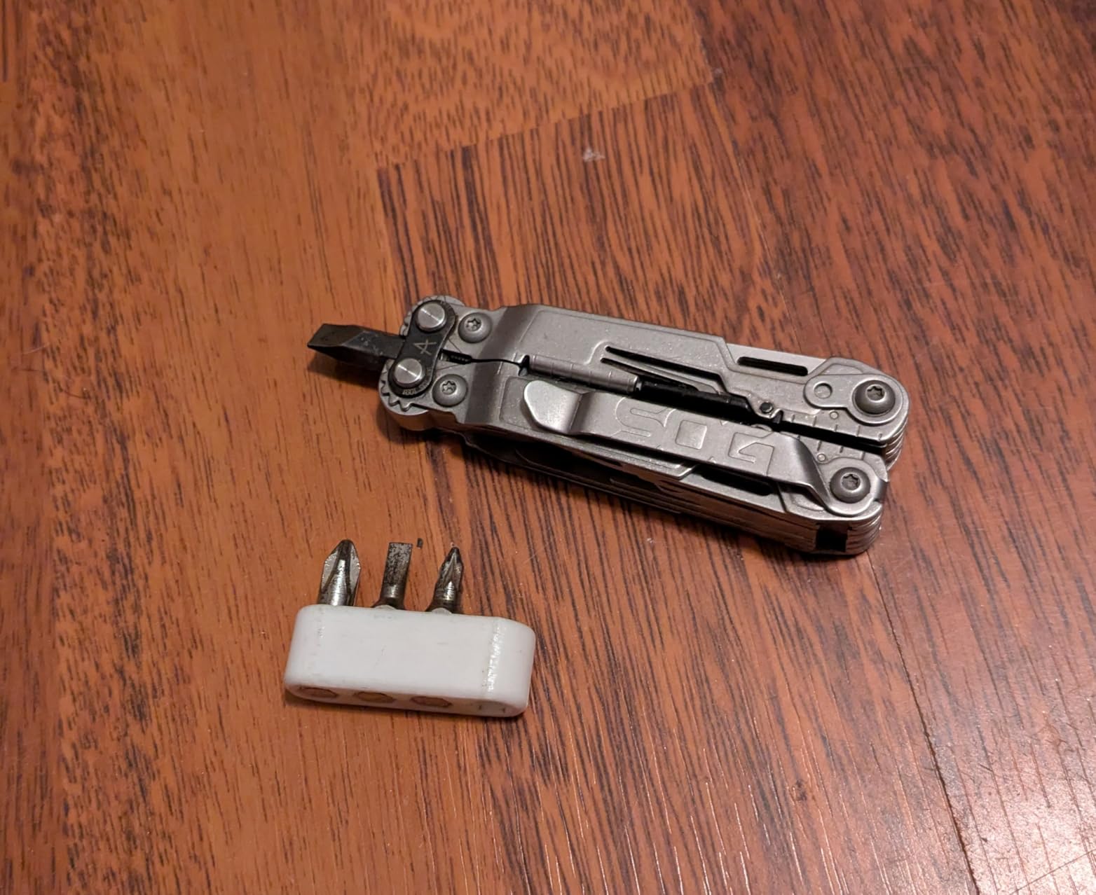 SOG PowerPint Mini Compact Stainless Steel Multi-Tool |18 Lightweight Specialty Tools & SOG Multitool Pliers Pocket Knife, Stone Wash customer photo 1