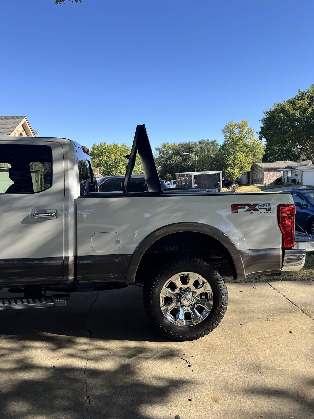 Tyger Auto T3 Soft Tri-fold Truck Bed Tonneau Cover - 2017-2026 Ford F-250 F-350 Super Duty 8ft Bed customer photo 2