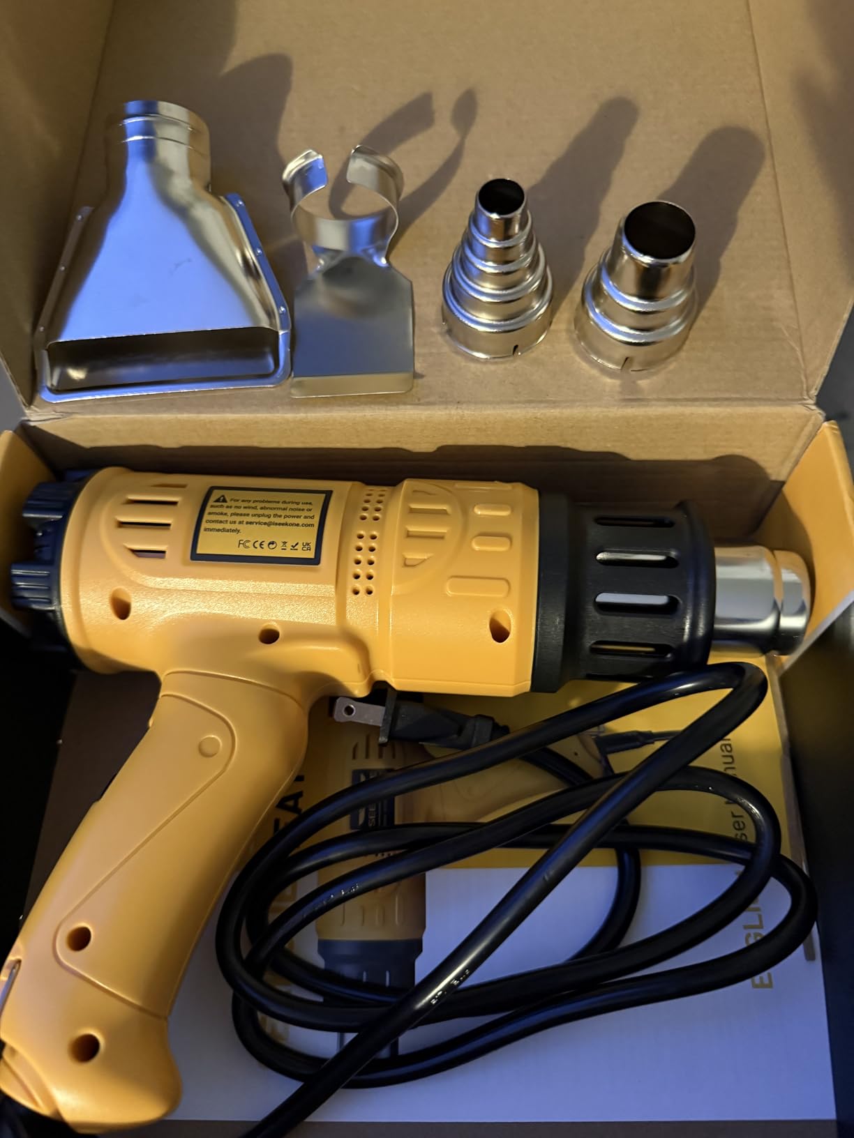 SEEKONE Heat Gun 1800W 122F-1202F Fast Heating Heavy Duty Hot Air Gun Kit Variable Temperature Control Overheat Protection with 4 Nozzles customer photo 2