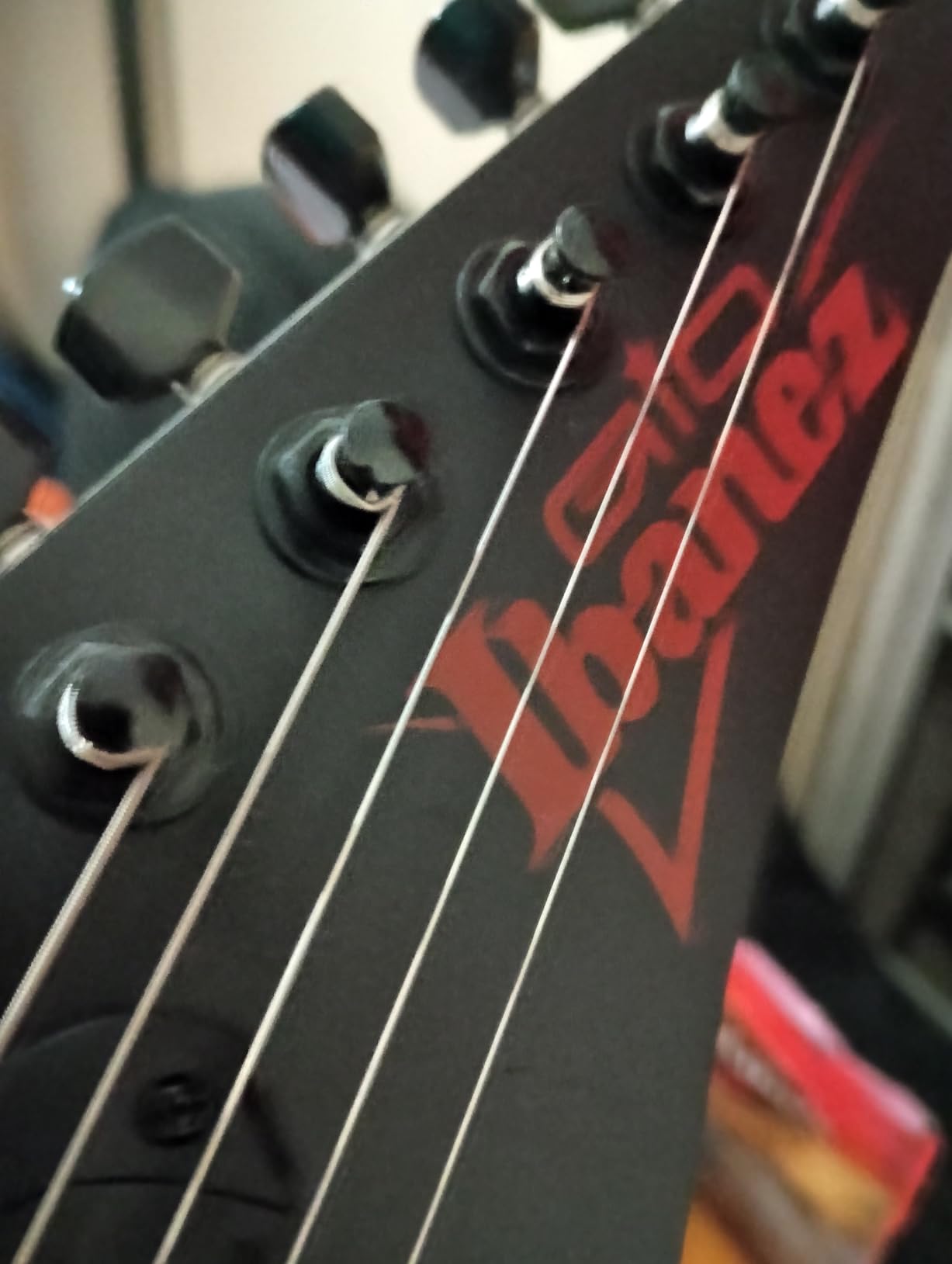 Ibanez GRG131DX - Black Flat customer photo 2