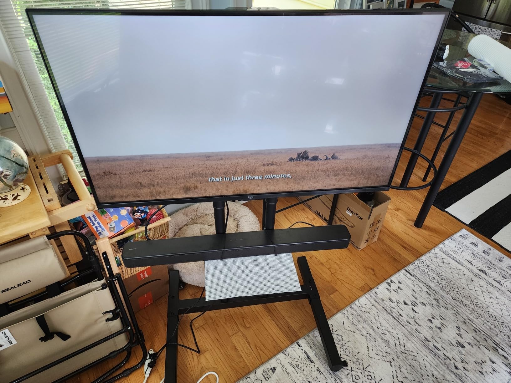 Sony S100F 2.0ch Soundbar with Bass Reflex Speaker, Integrated Tweeter and Bluetooth, (HTS100F), easy setup, compact, home office use with clear sound black customer photo 1