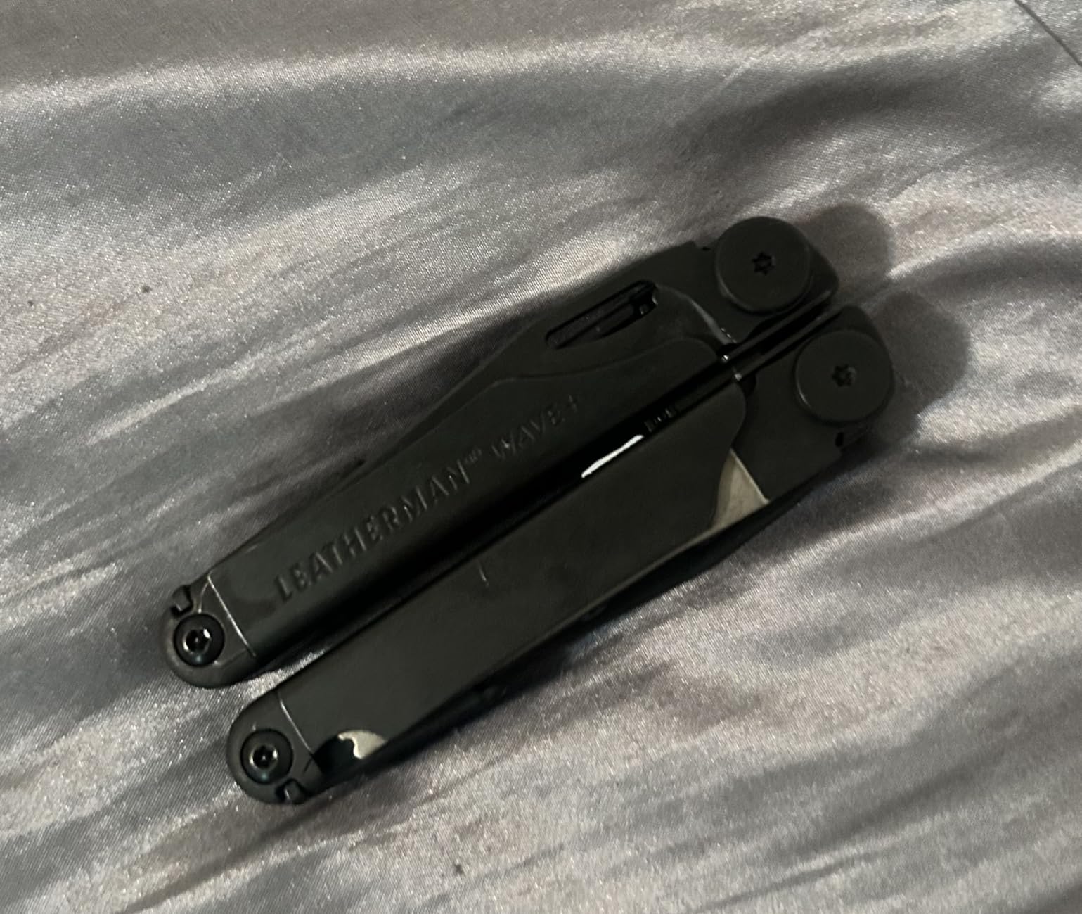 LEATHERMAN, Wave+, 18-in-1 Full-Size, Versatile Multi-tool for DIY, Home, Garden, Outdoors or Everyday Carry (EDC), Black customer photo 2