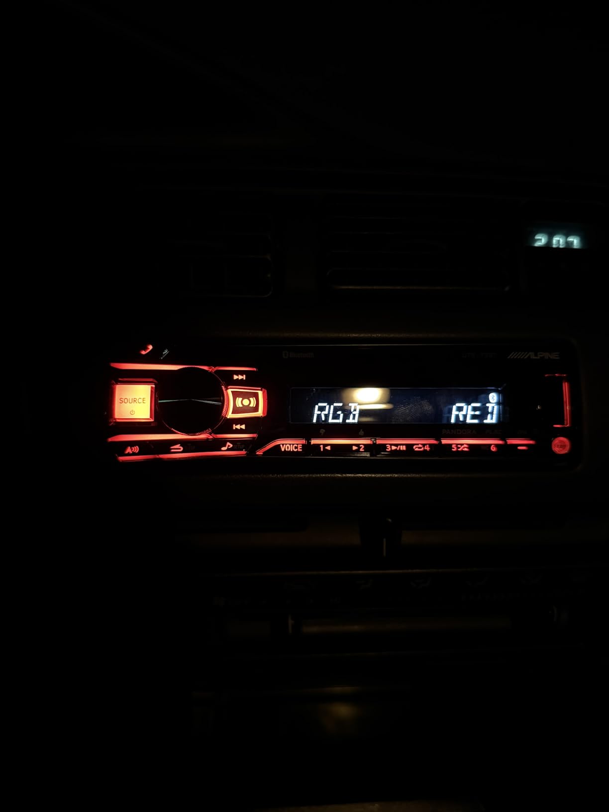 Alpine UTE-73BT Mech-Less Digital Media Receiver with Bluetooth Wireless Technology customer photo 1