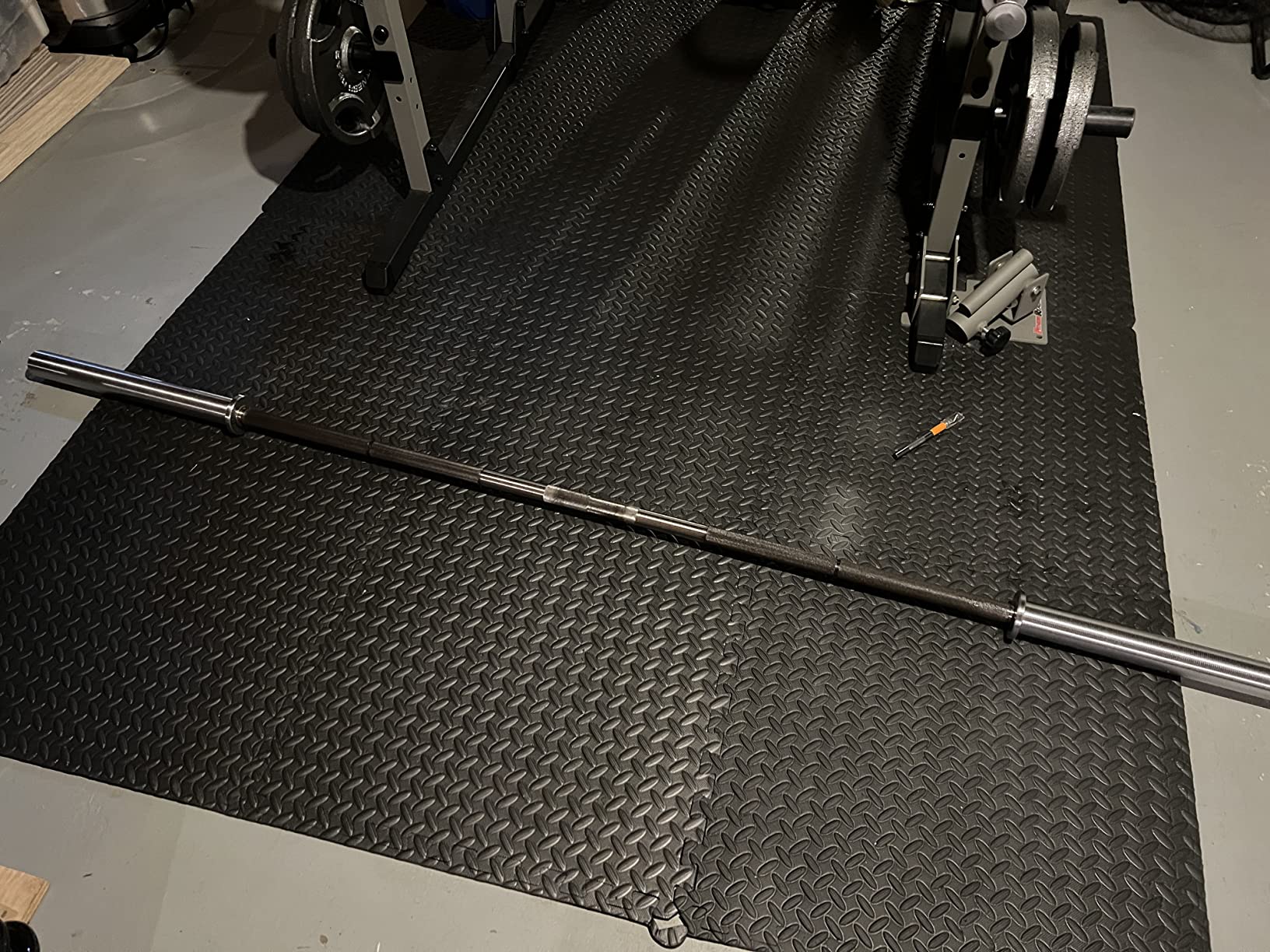 Bells of Steel Powerlifting Bar 2.0 Heavy-Duty Power Barbell, Olympic Bar for Powerlifting Barbell, Aggressive Knurling, 29mm Diameter, 44 lb, 1500lb Capacity customer photo 1