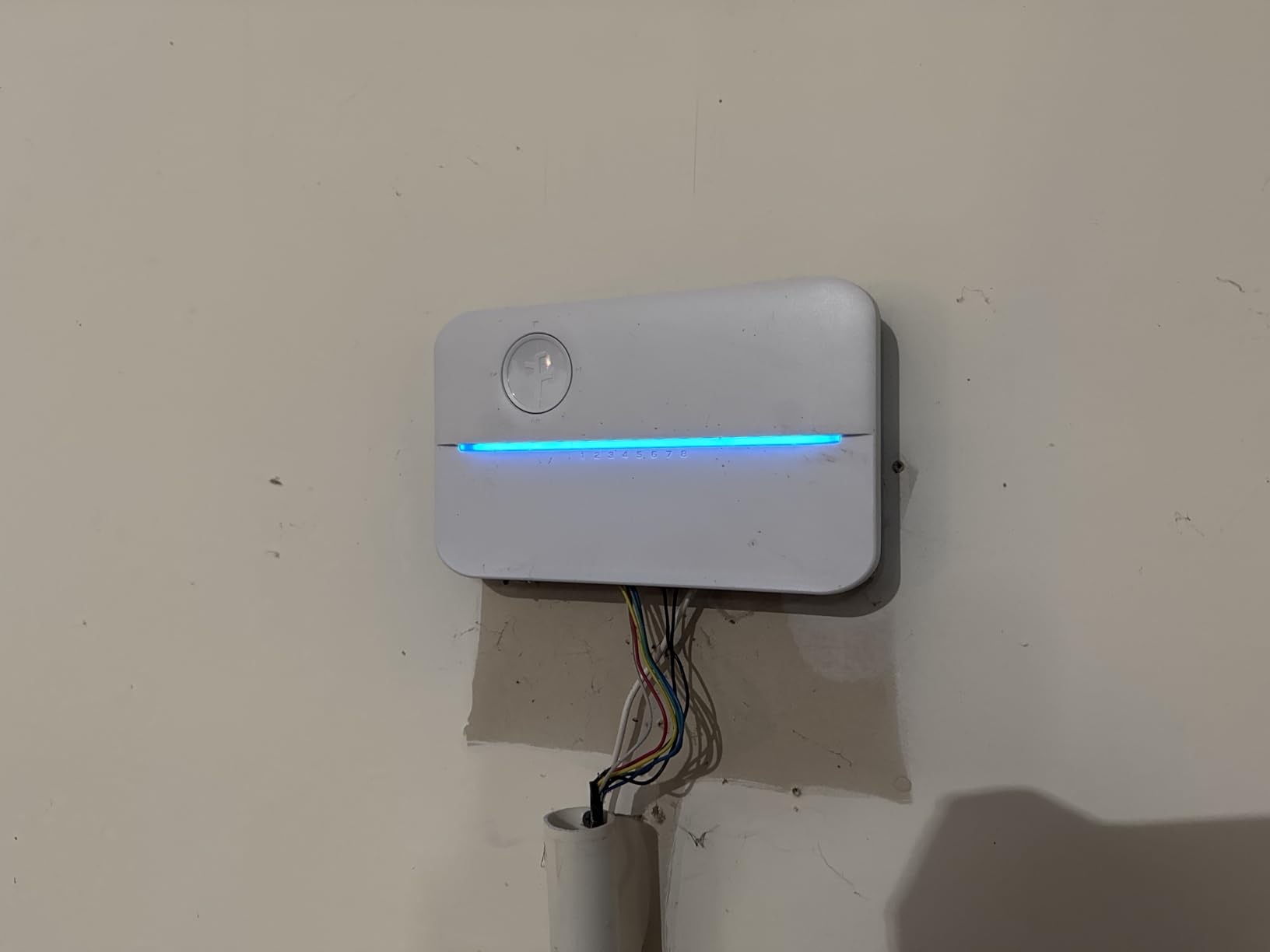 Rachio WiFi Smart Sprinkler Controller (8-Zone Irrigation Remote Control) - App-Based Scheduling, Local Weather Intelligence, Rain Skips, Easy DIY Install customer photo 1