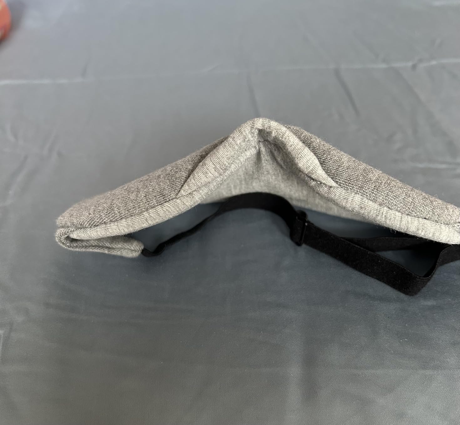 Mavogel Cotton Sleep Eye Mask - Updated Design Light Blocking with Adjustable Nose Bridge, Soft and Comfortable Night Eye Mask for Men Women, Eye Blinder for Shift Work, Includes Travel Pouch, Black customer photo 1