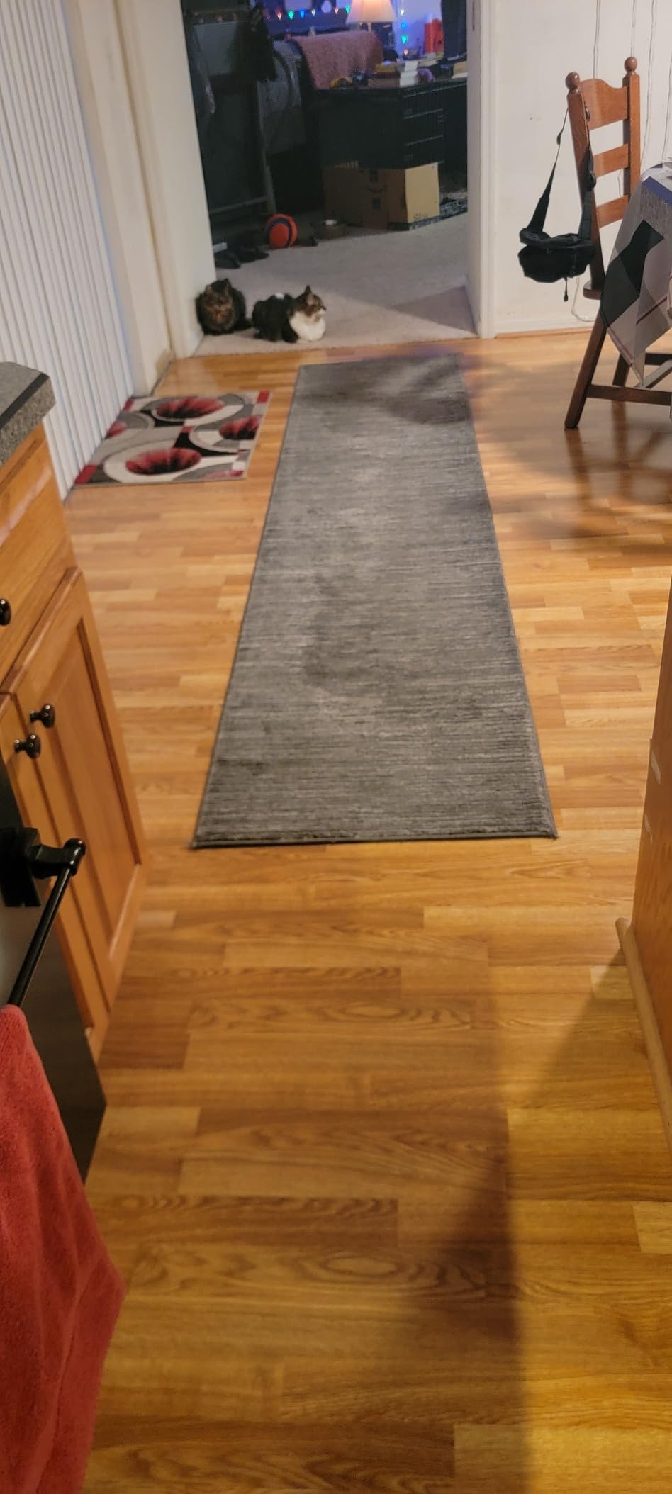 SAFAVIEH Area Rug 8x10 - Vision Collection - Large - Navy, Modern Ombre Design, Non-Shedding & Easy to Clean, Ideal for Living Room, Bedroom, Dining Space customer photo 2