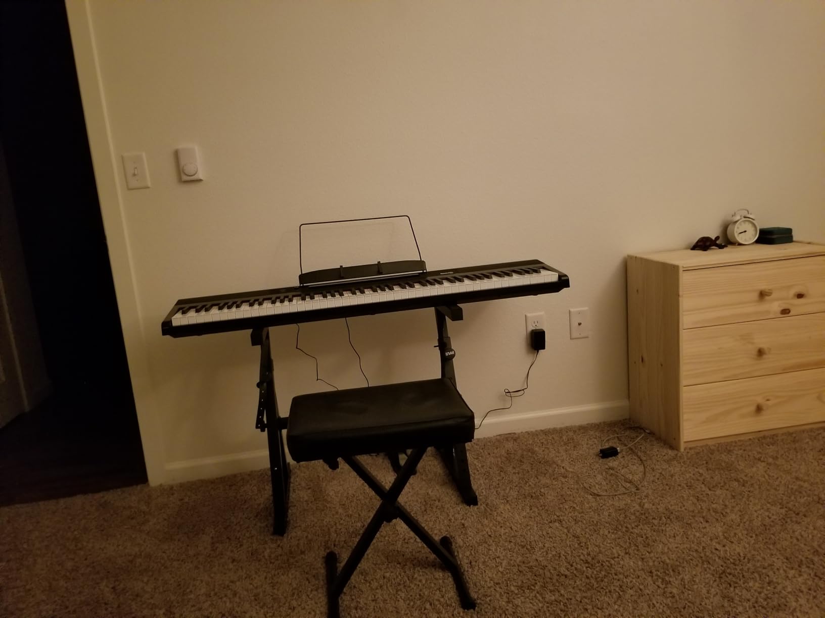 RockJam 88-Key Digital Piano with Semi-Weighted Keys, Lessons & Keynote Stickers customer photo 1