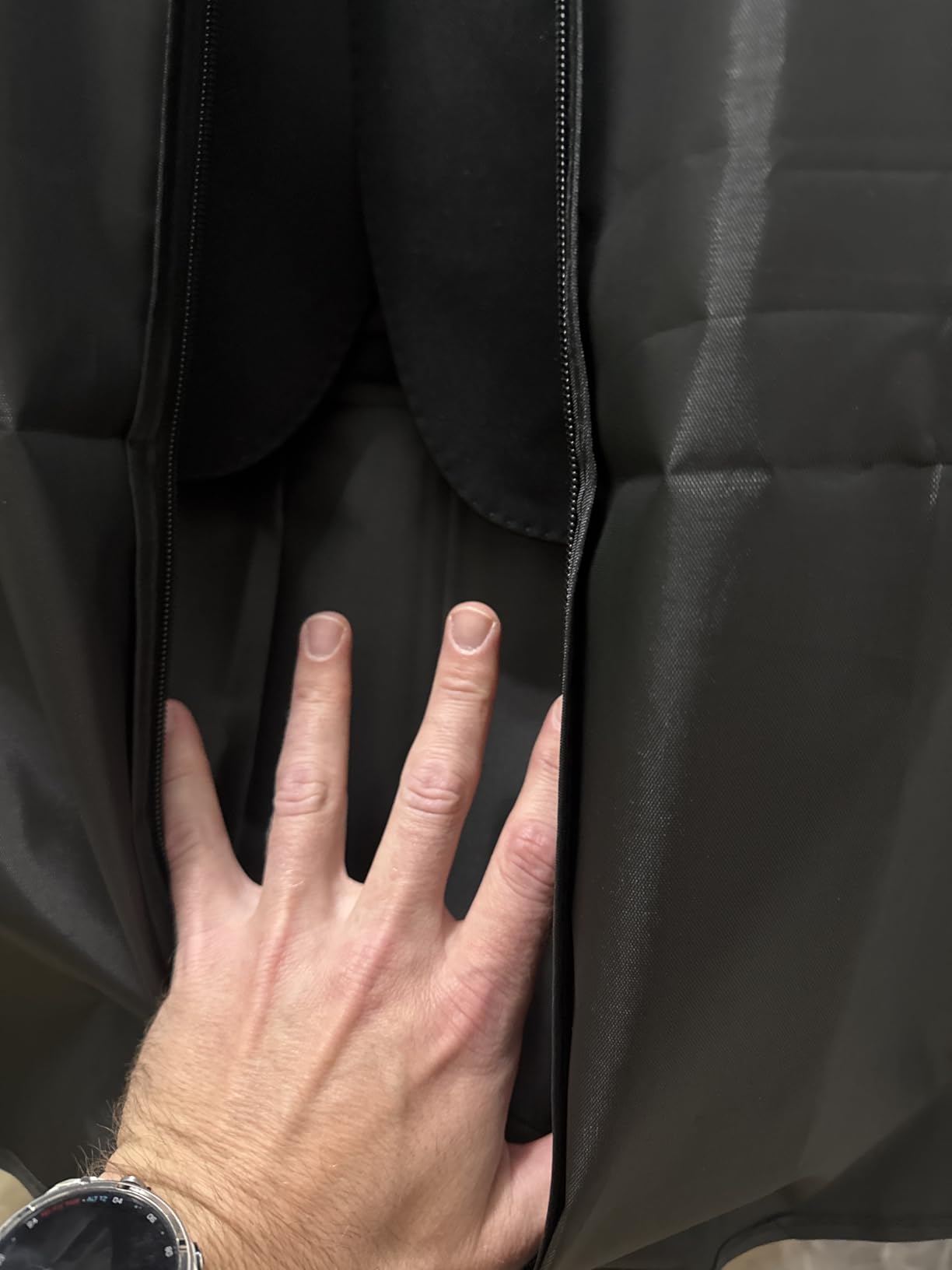 Univivi Garment Bag Suit Bag for Storage and Travel 43 inch, Washable Suit Cover for T-Shirt, Jacket, Suits, Coats, Set of 5, Oxford Fabrics customer photo 1
