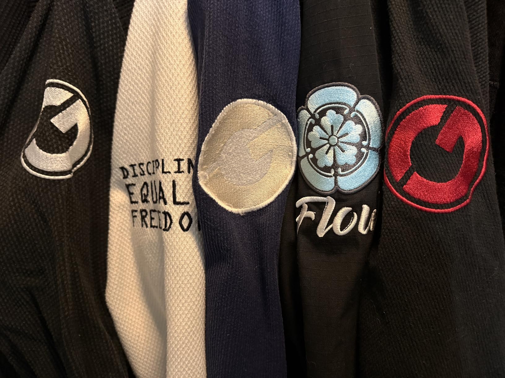 Gold BJJ Aeroweave Jiu Jitsu Gi - Ultra Lightweight BJJ Gi - Preshrunk Brazilian Jiu Jitsu Uniform for Men customer photo 1