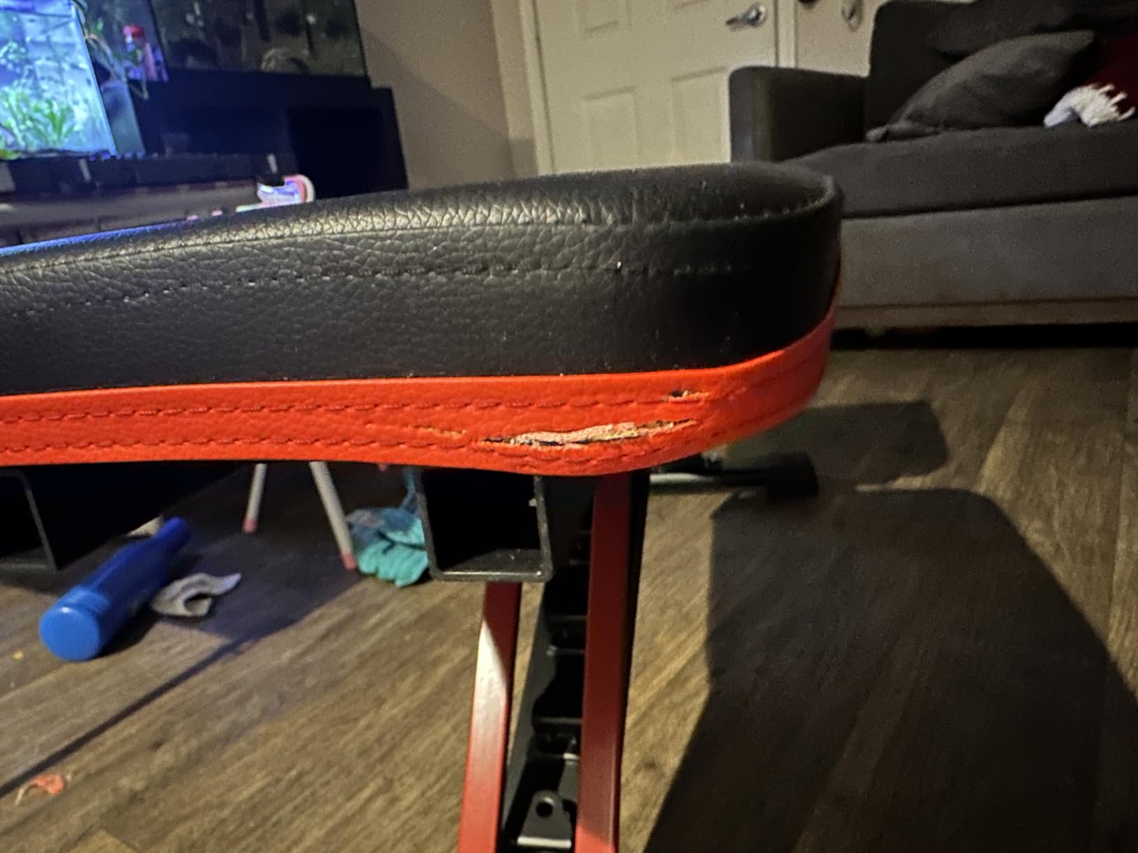 FLYBIRD WB3 Weight Bench Fits up to 6'5'', 750LBS Capacity Adjustable Weight Bench for Full Body Workout customer photo 1