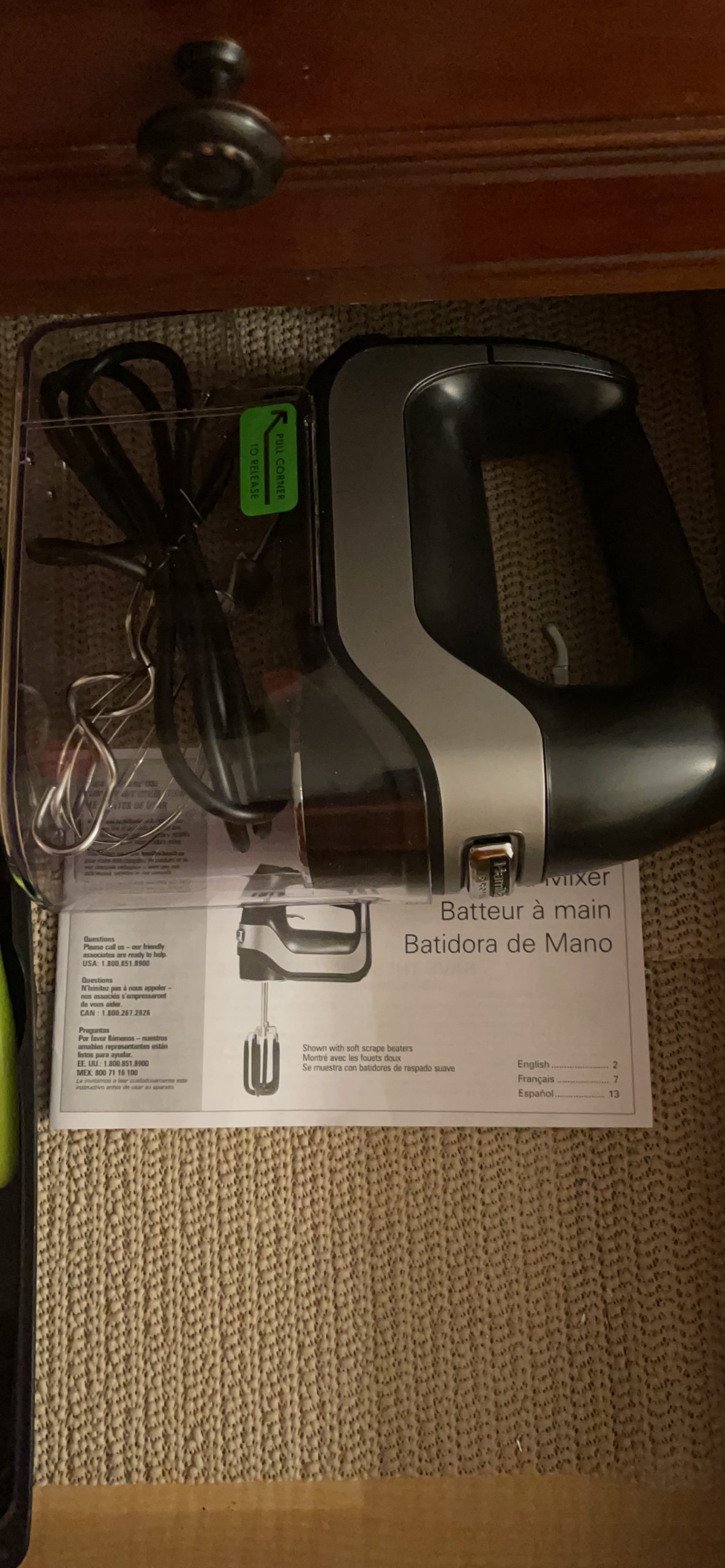 Hamilton Beach Professional 7-Speed Digital Electric Hand Mixer with High-Performance DC Motor, Slow Start, Snap-On Storage Case, SoftScrape Beaters, Whisk, Dough Hooks, Matte Black (62655) customer photo 2