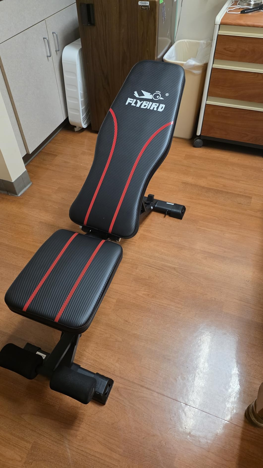 FLYBIRD WB2 Weight Bench, Utility Adjustable Weight Bench for Full Body Workout- Multi-Purpose Foldable Incline Bench (Black) customer photo 2