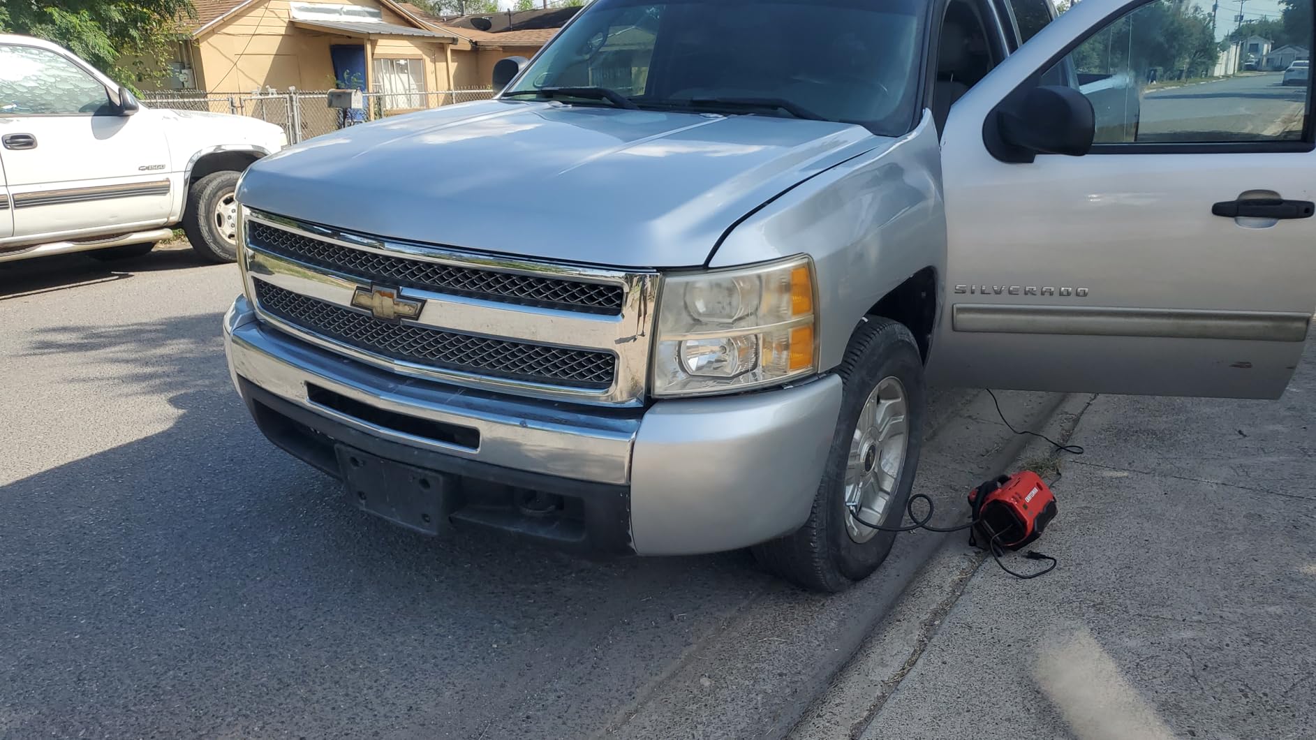 CRAFTSMAN V20 Tire Inflator Portable Air Compressor, Car Air Pump, 3 Modes Tire Pump: Cordless, 120V Corded, and 12V Car Adapter, Battery Sold Separately (CMCE520B) customer photo 2